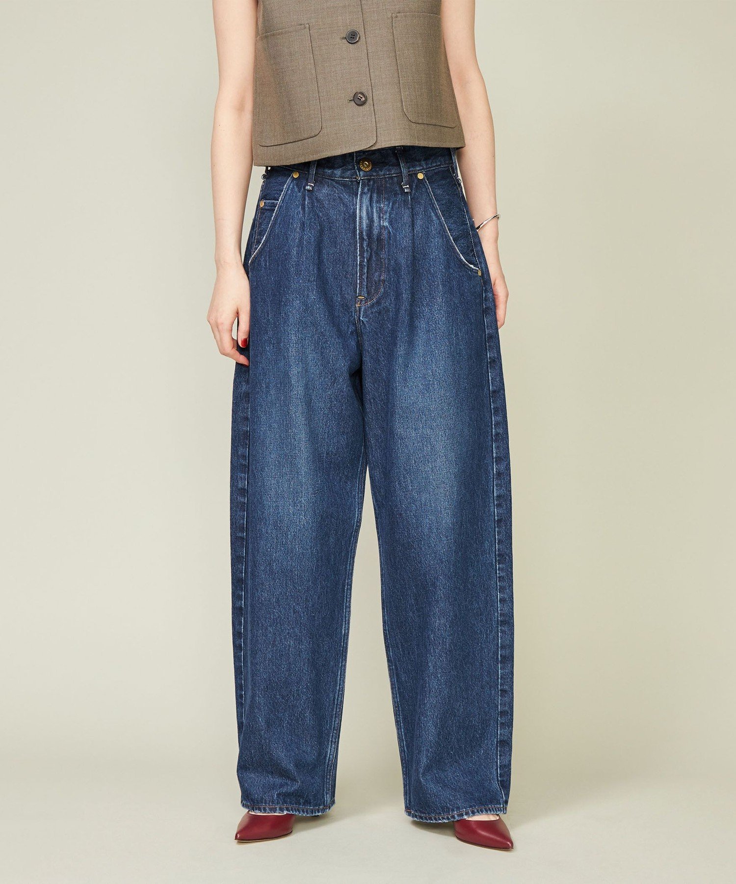 【別注】upper hights for conte タックデニムパンツ UN 別注】＜upper hights for conte＞タックデニムパンツ UN