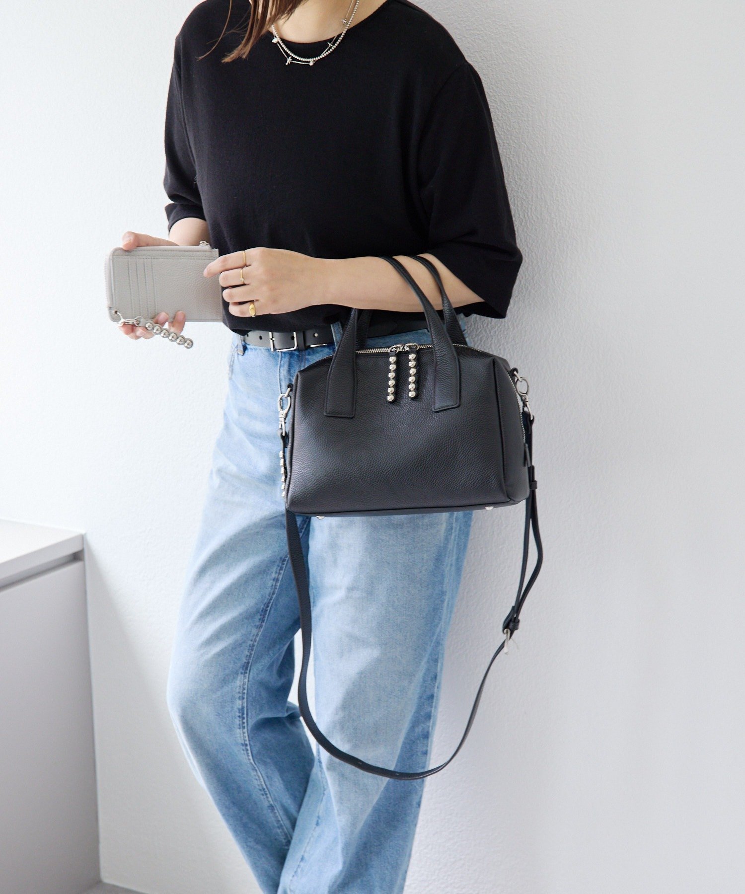 ear PAPILLONNER｜【ほし企画】本革スタッズフラグメントケース