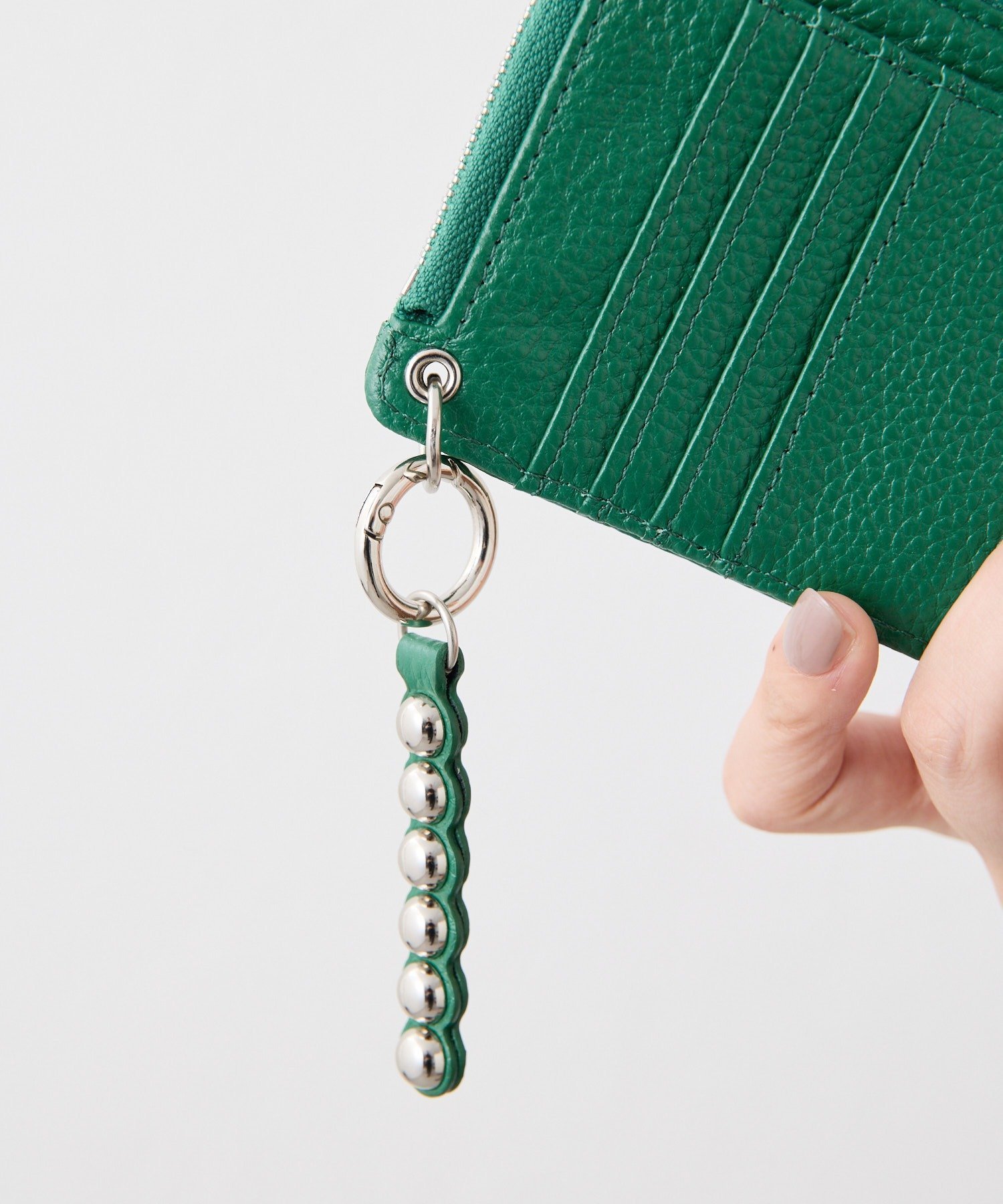 ear PAPILLONNER｜【ほし企画】本革スタッズフラグメントケース