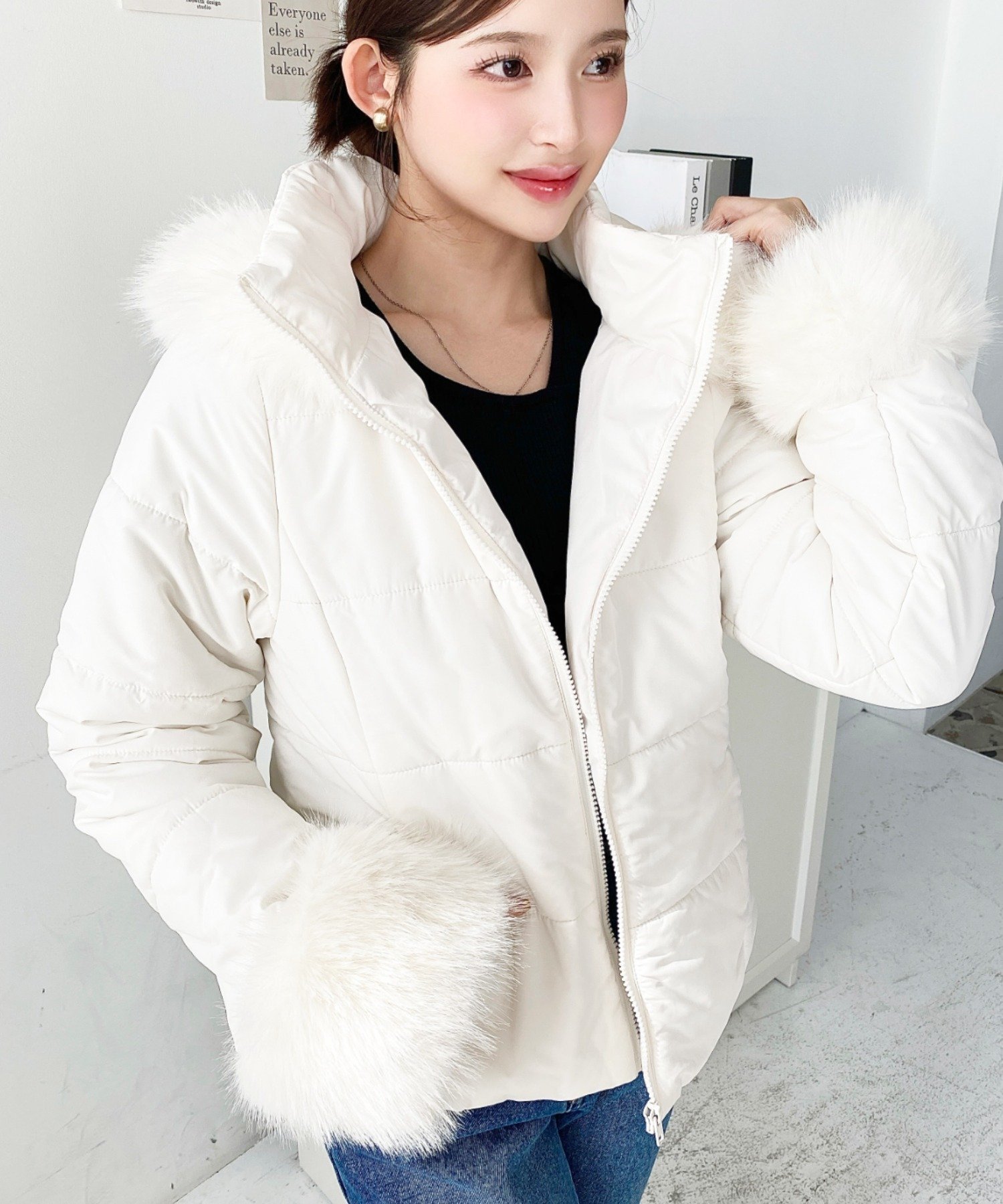 moment+｜ベルト付きフードファーダウンジャケット | Rakuten Fashion