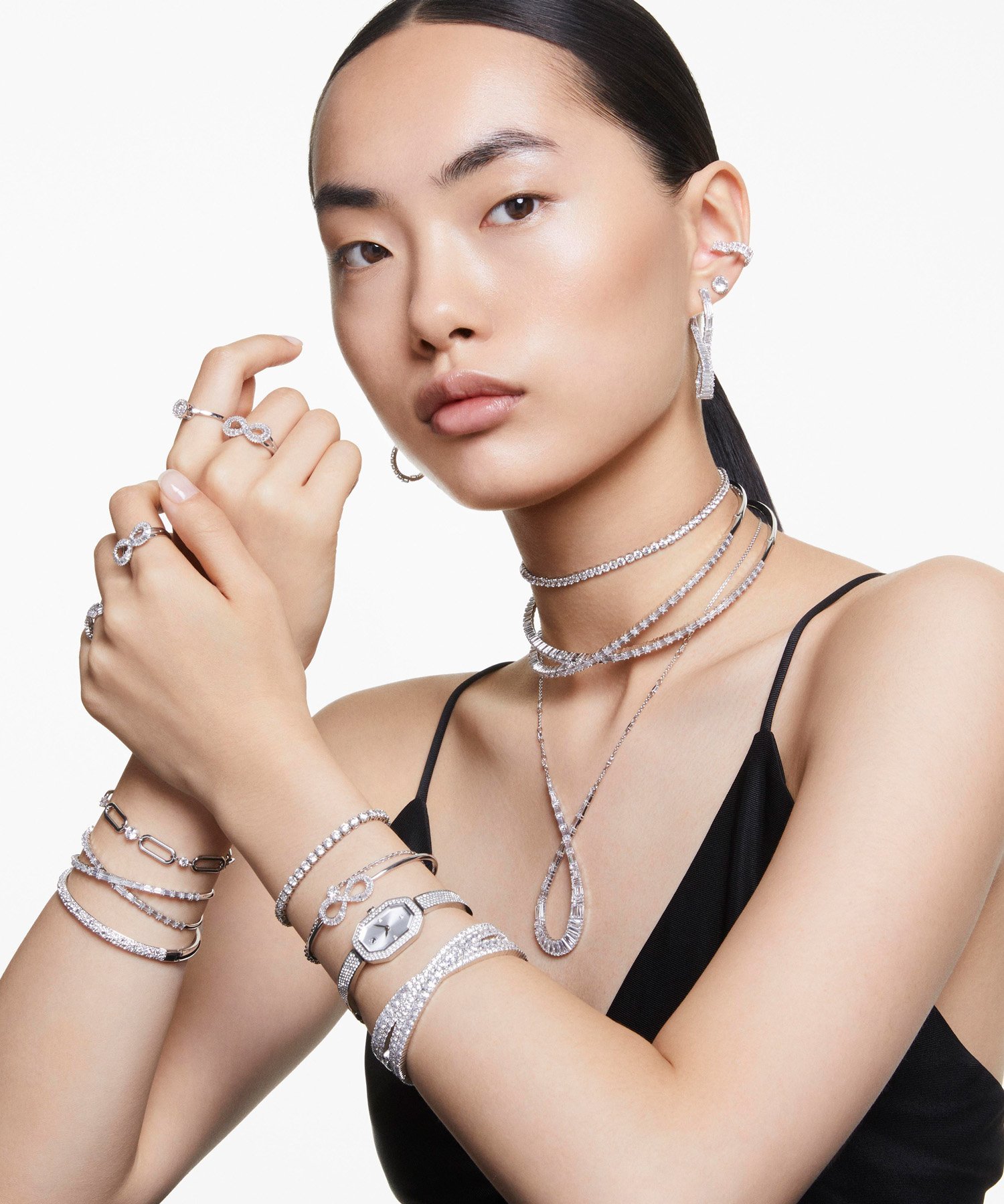 SWAROVSKI｜【公式】【スワロフスキー】Hyperbola バングル | Rakuten