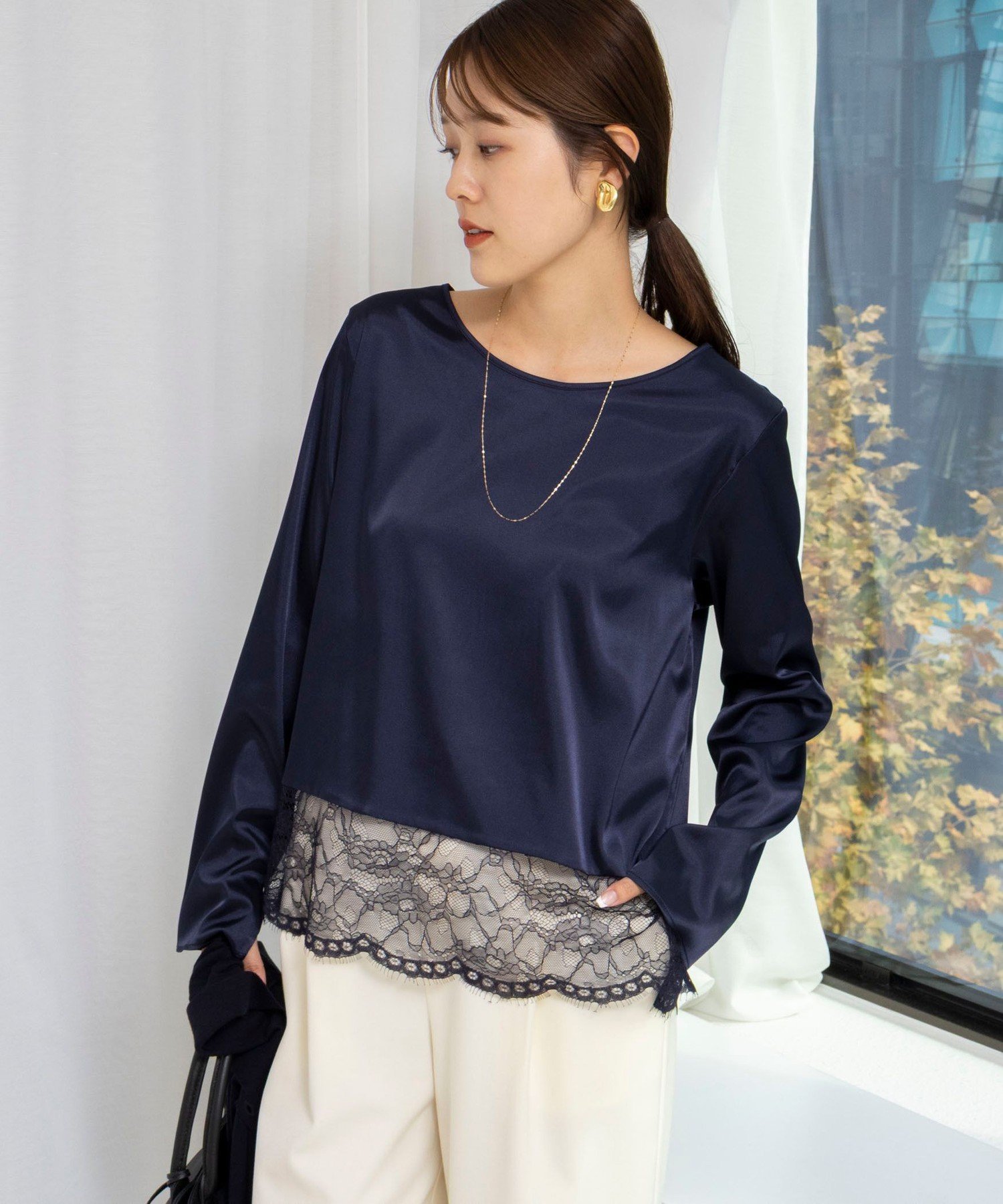 NOLLEY'S｜ウォッシャブル裾レース2WAYオトナサテンブラウス | Rakuten