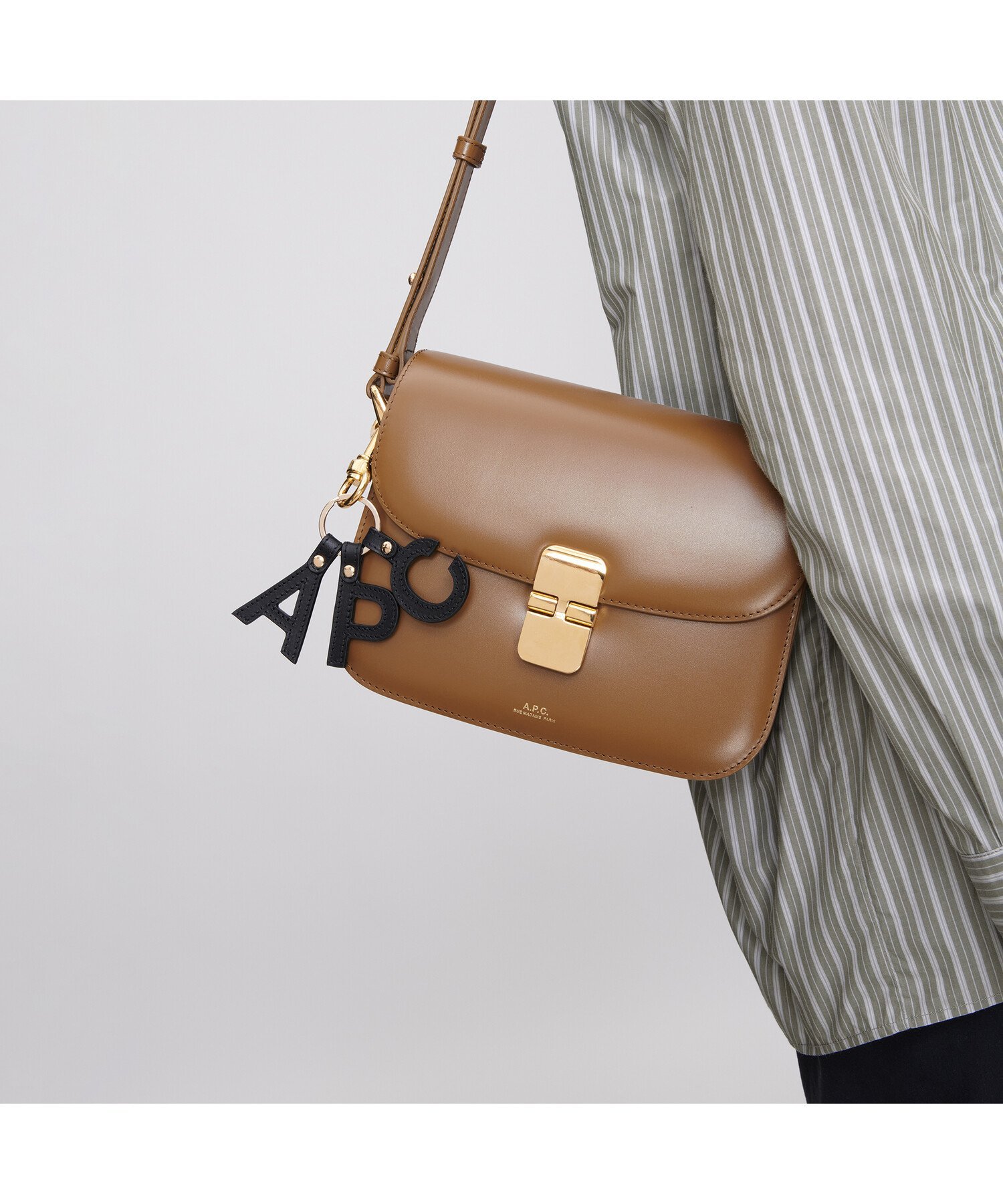 A.P.C.｜APC レターキーリング | Rakuten Fashion(楽天ファッション