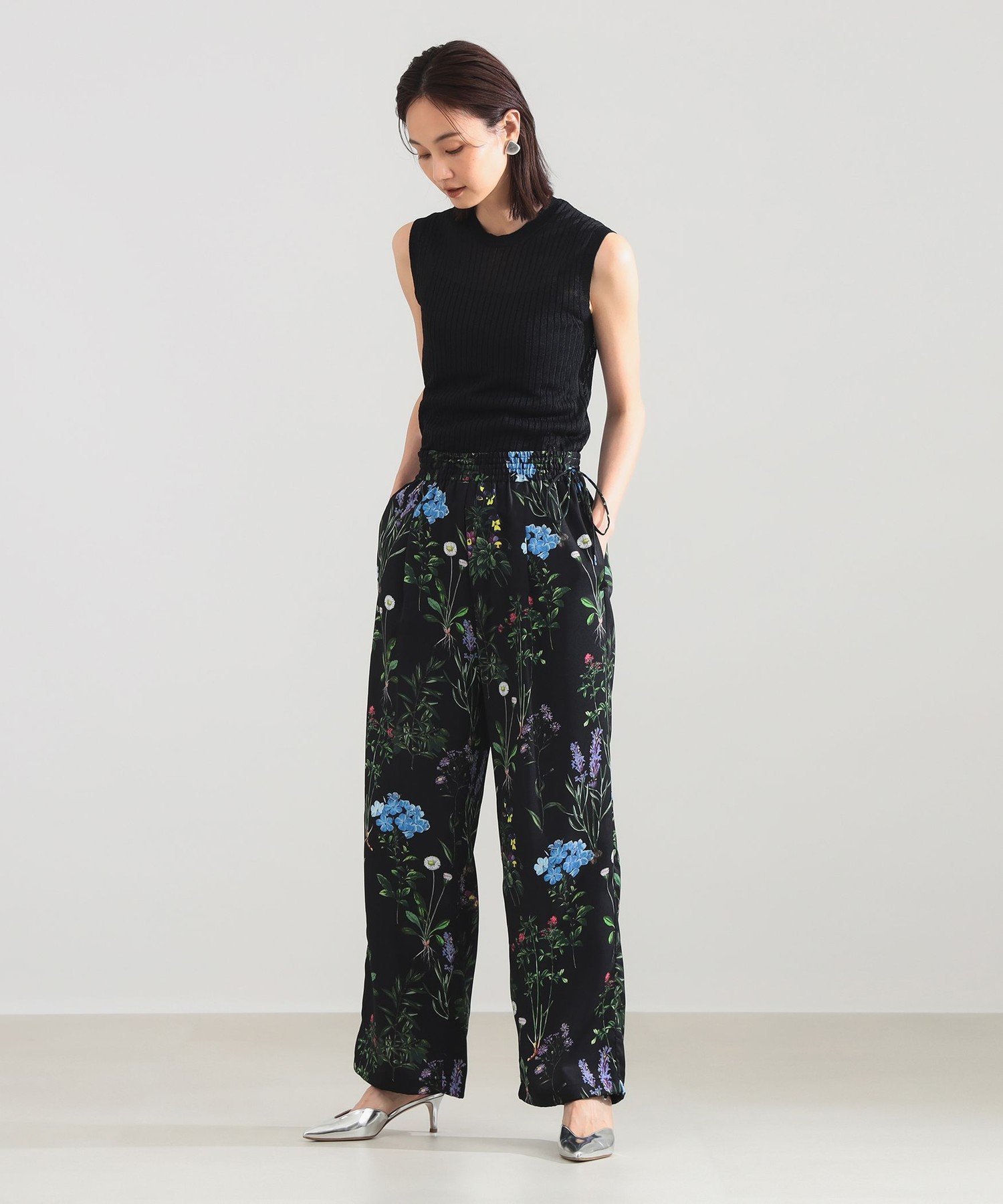 Demi-Luxe BEAMS｜【別注】TICCA / フラワー プリント パンツ
