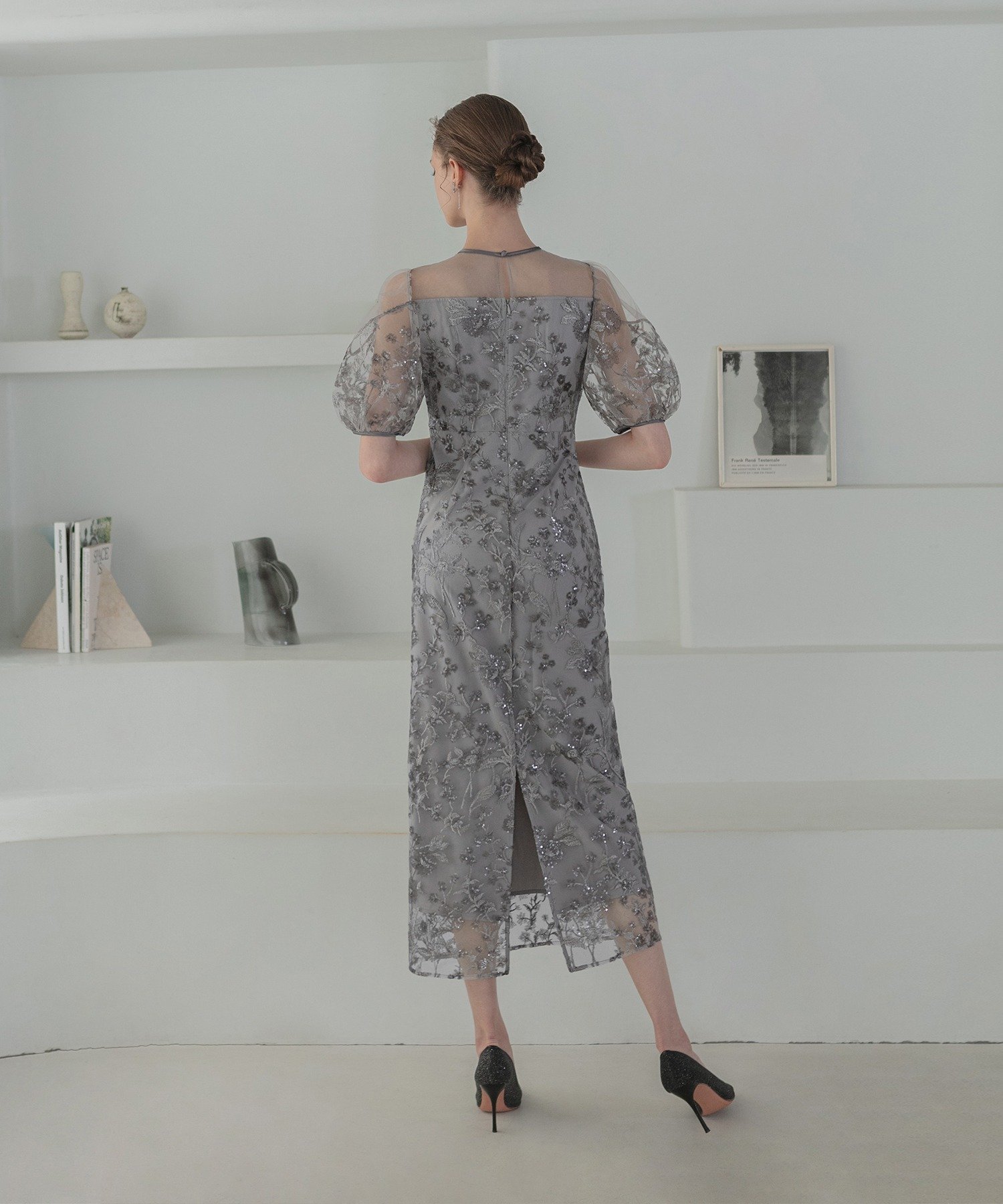 Leja｜LEJA-フラワーディテールパフスリーブIラインワンピースドレス