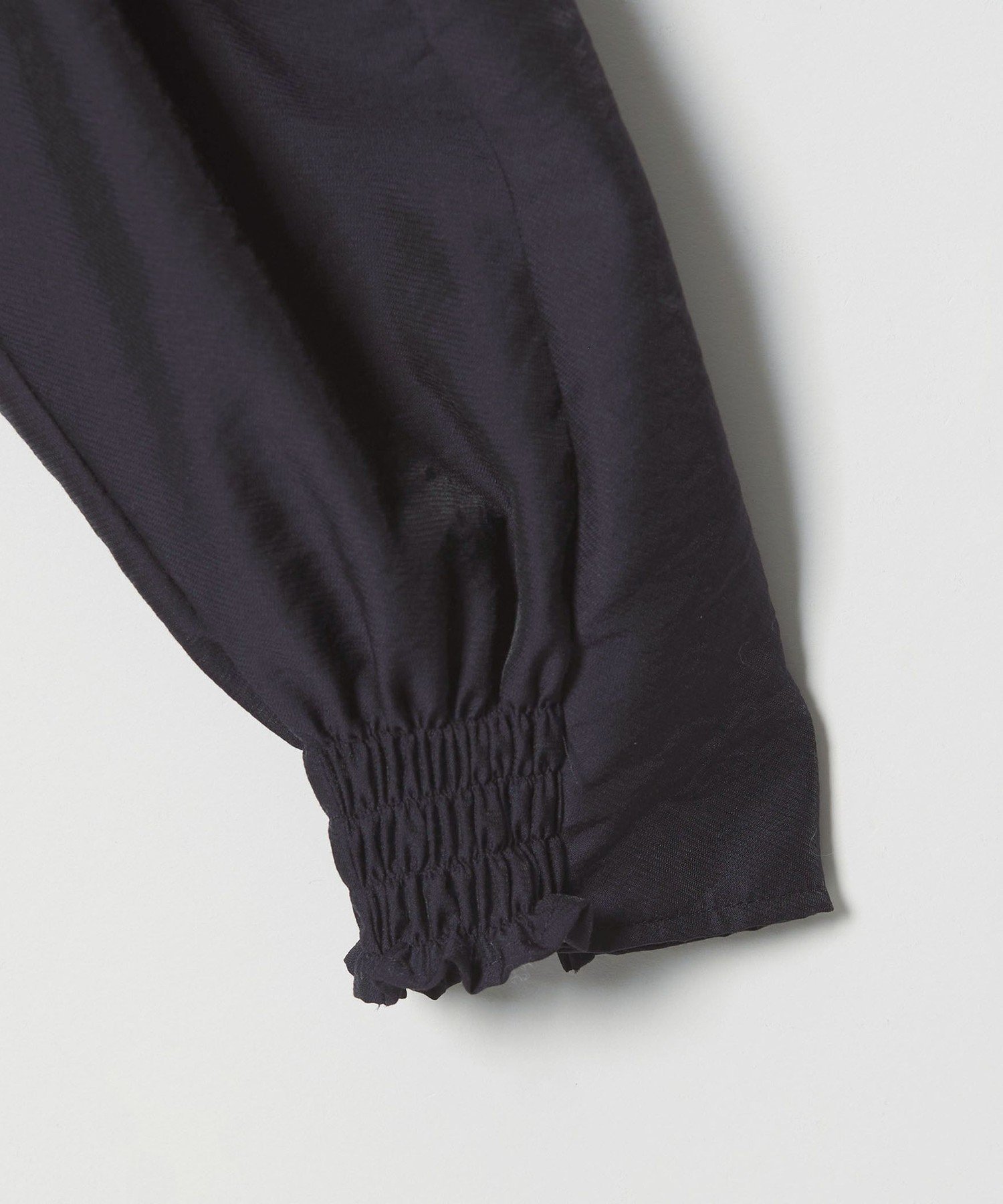 ユナイテッドアローズ ＜conte＞ ギャザースリーブ バンドカラーシャツ ユナイテッドアローズ ＜conte＞ ギャザースリーブ バンドカラーシャツ