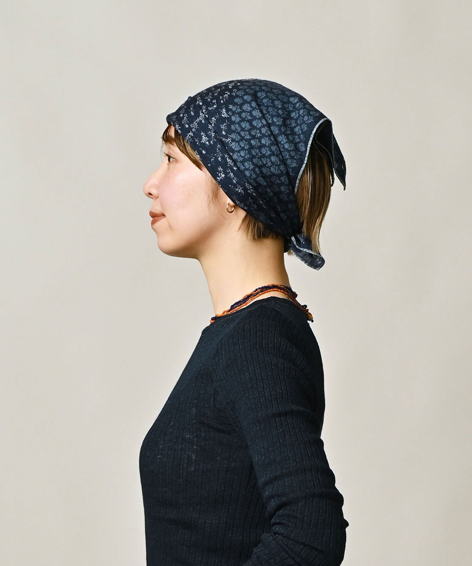 45R｜スーピマ綾のパッチフラワーバンダナ(インディゴ) | Rakuten