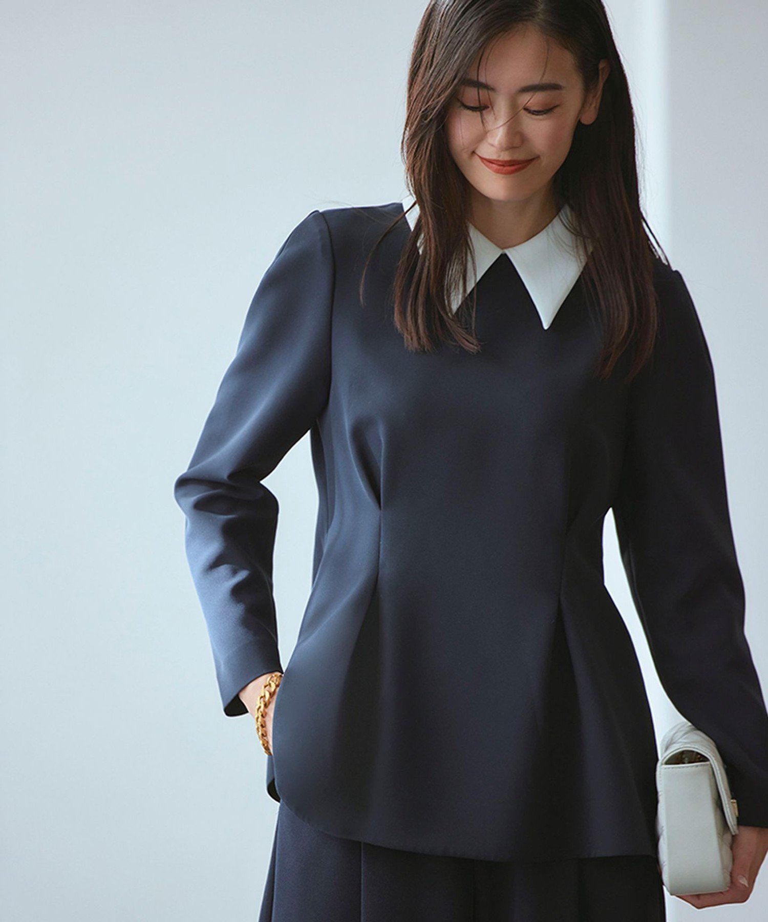 組曲｜【KUMIKYOKU NAVY】コンフォータブルドレープ 襟付きブラウス