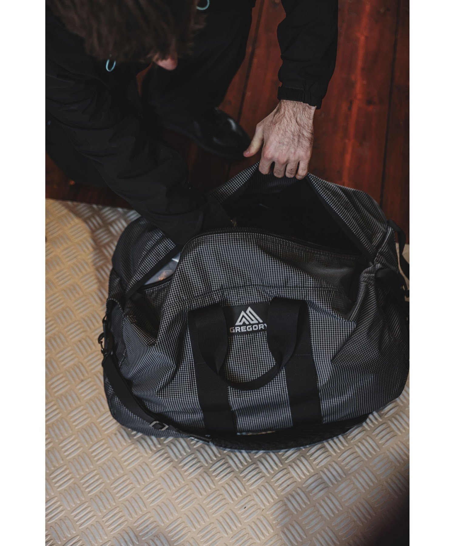 BEAMS MEN｜【別注】GREGORY / DUFFEL BAG M RIPSTOP | Rakuten