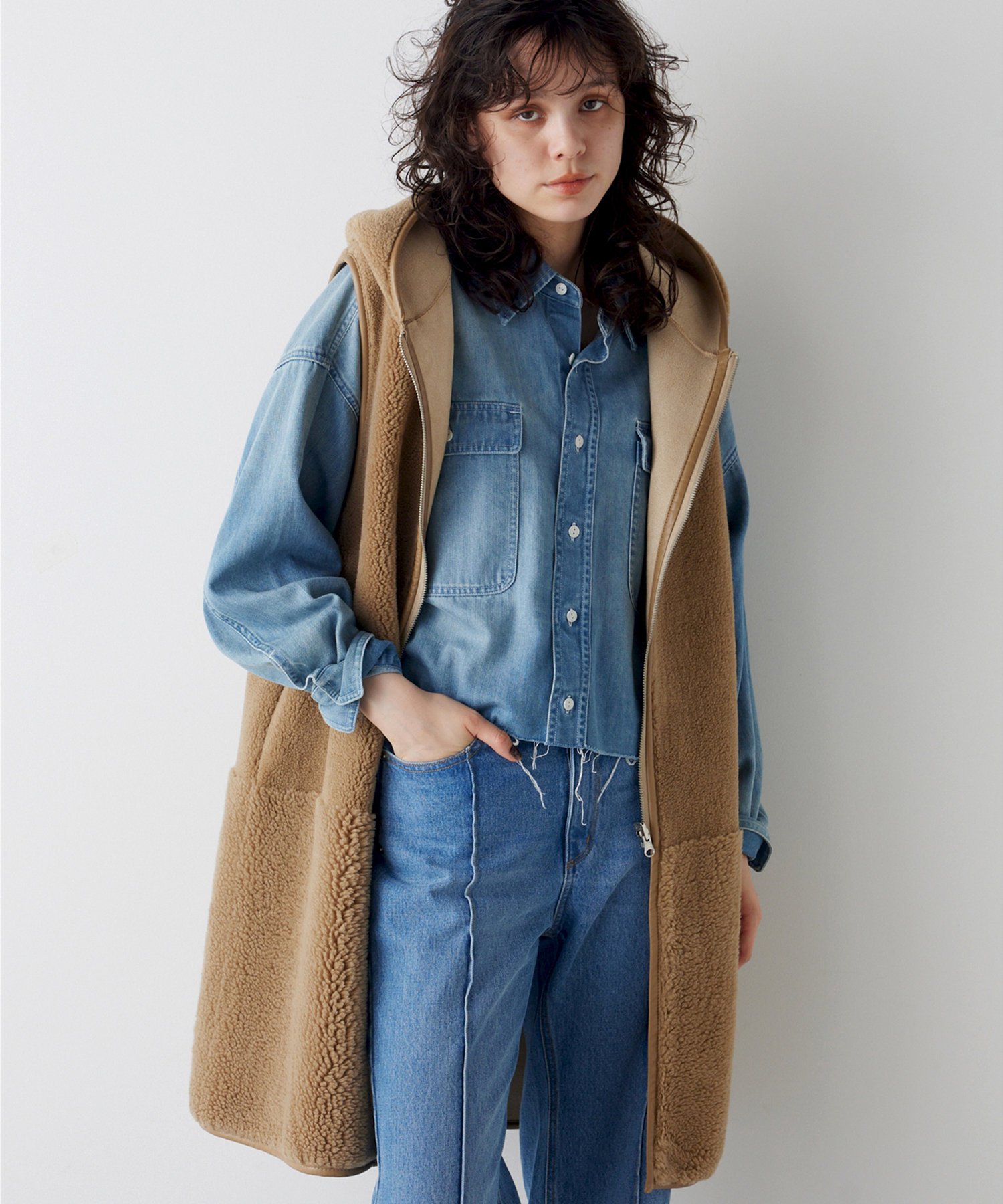 Whim Gazette｜【THE PAUSE】ボアフードロングジレ | Rakuten Fashion