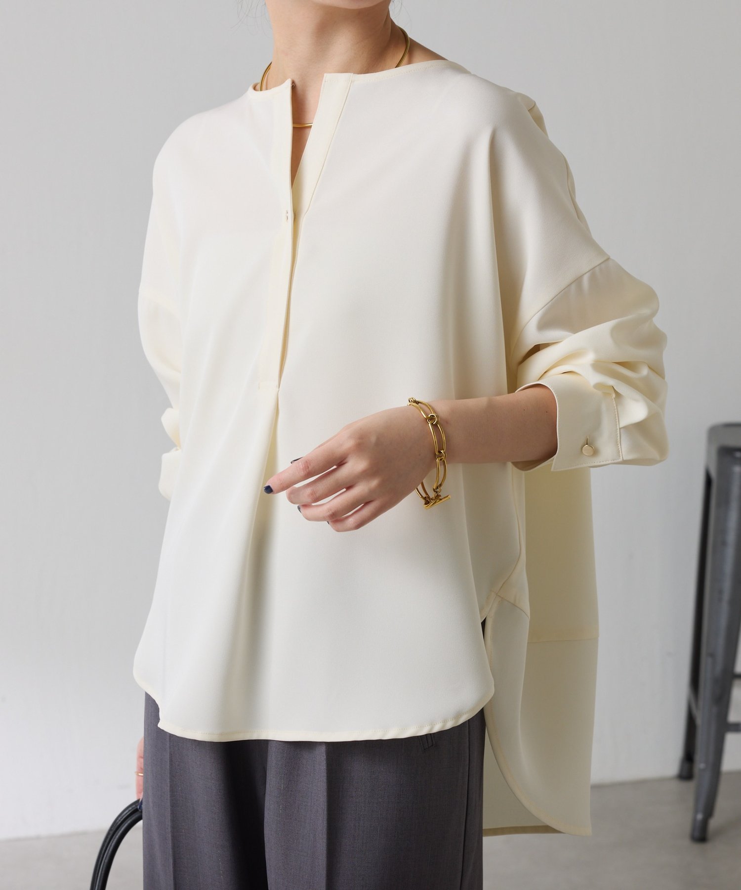 COLLAGE GALLARDAGALANTE｜スキッパーオーバーブラウス | Rakuten