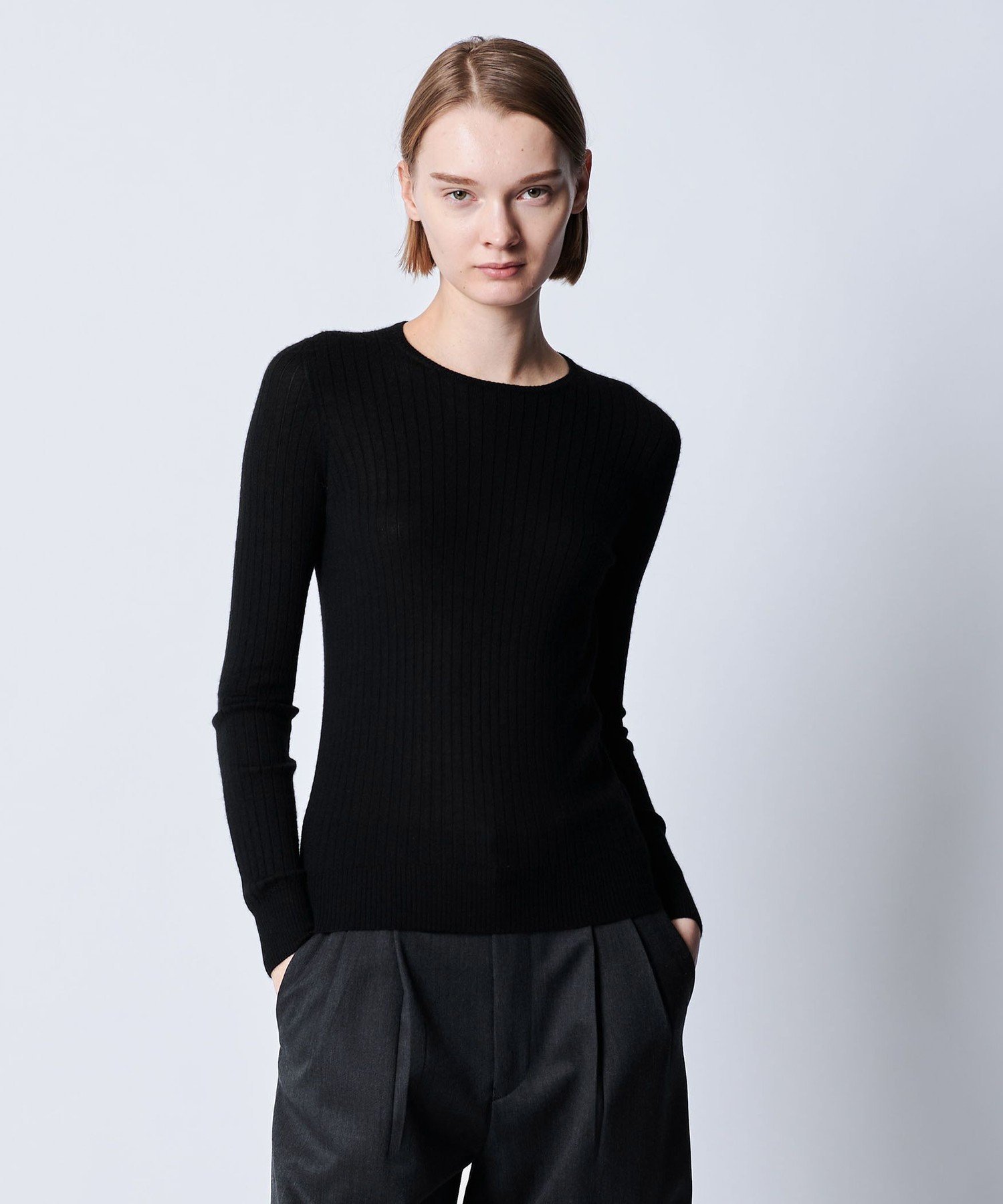 Drawer｜18G カシミヤシルクリブクルーネックニット | Rakuten Fashion