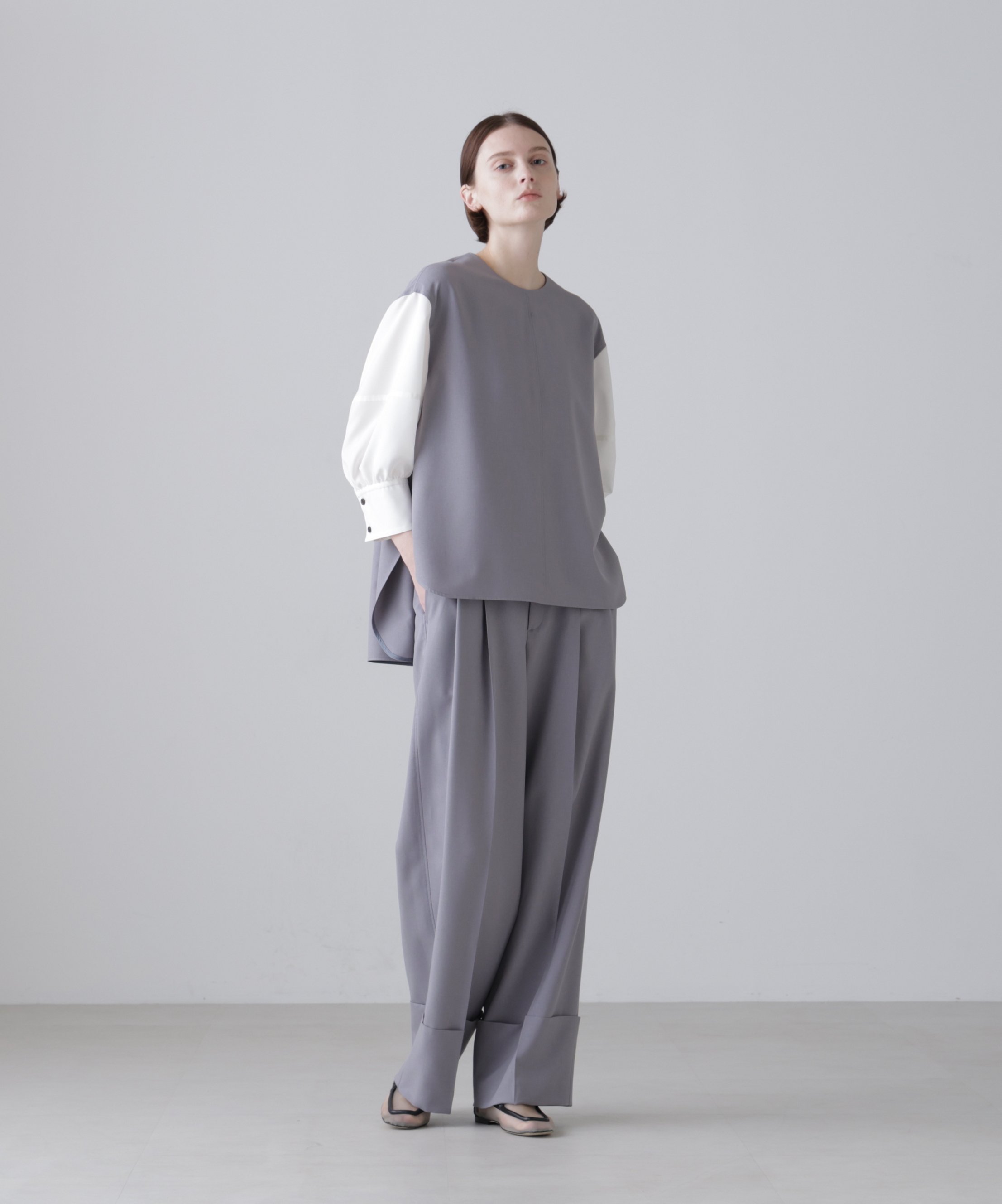 ADORE｜◇ファンクショナルプレーンクロスブラウス | Rakuten Fashion