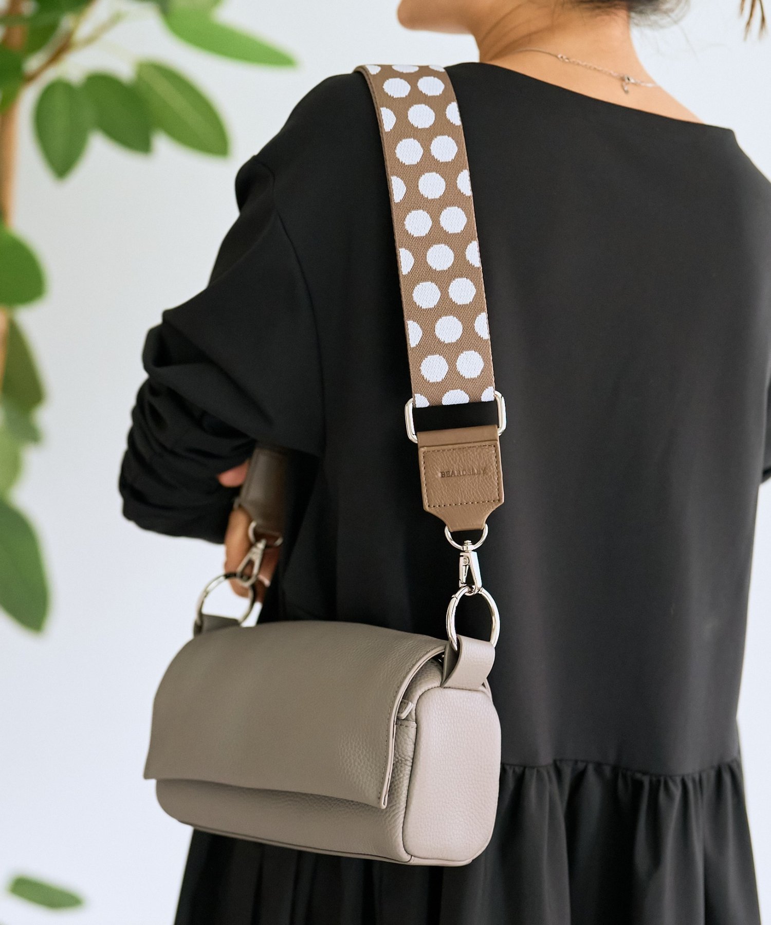 BEARDSLEY｜ショルダーベルト(ドット) | Rakuten Fashion(楽天