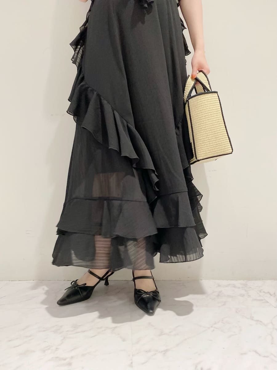 LILY BROWN｜ラッフルフリルフレアワンピース | Rakuten Fashion(楽天