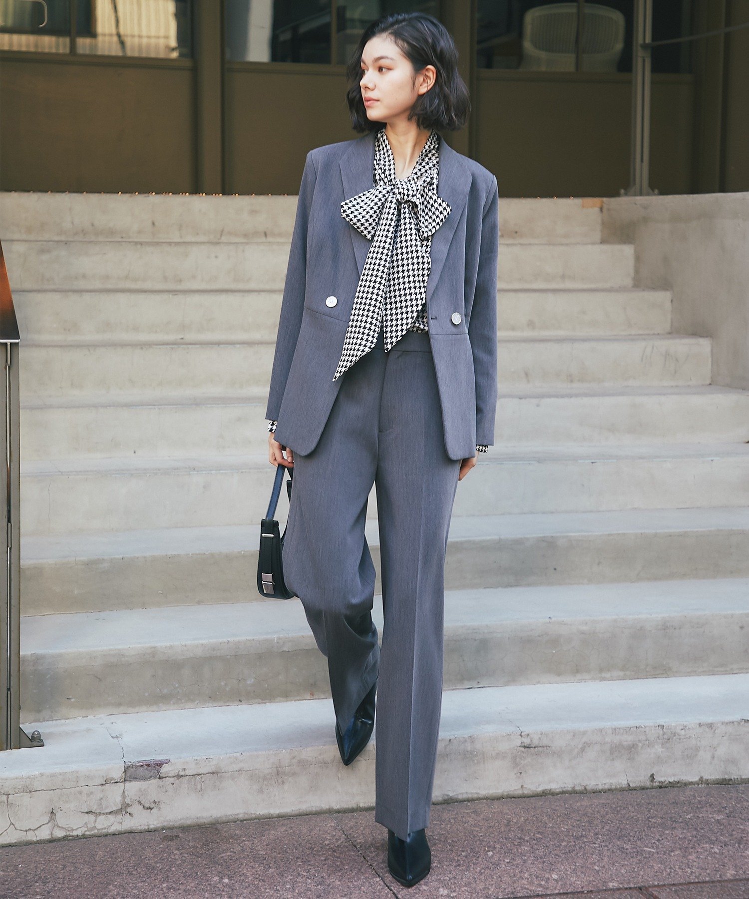 SMILE ORCHID｜プリーツ裾ペプラムジャケット&ワイドパンツ