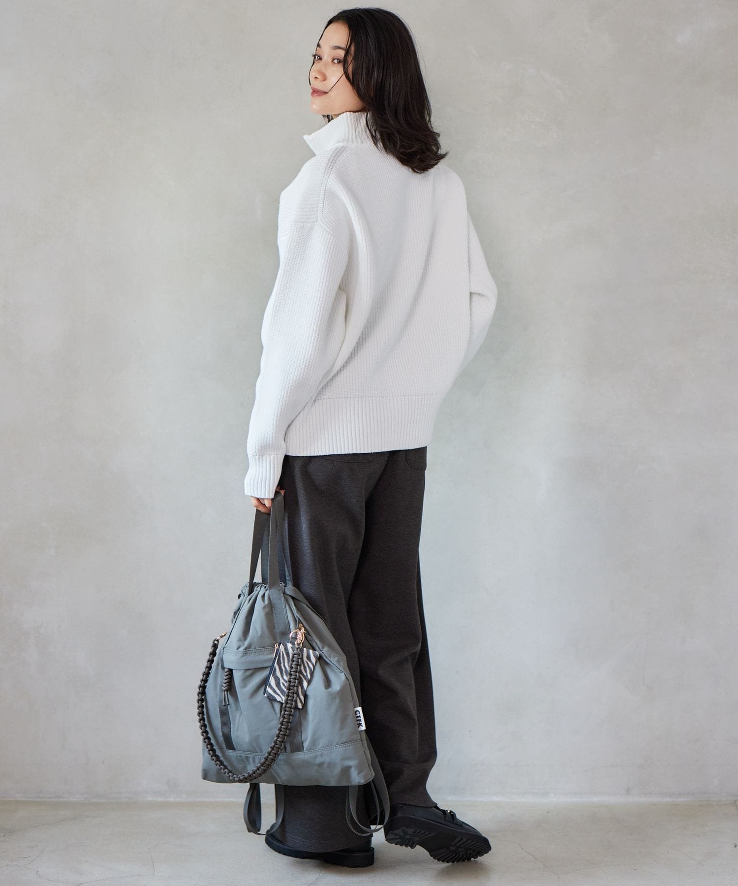 【未使用級】BARNYARDSTORM ブラック ナイロン リュック グレー BARNYARDSTORM / キレイめ11ポケリュック2 グレー【撥水】 - メルカリ