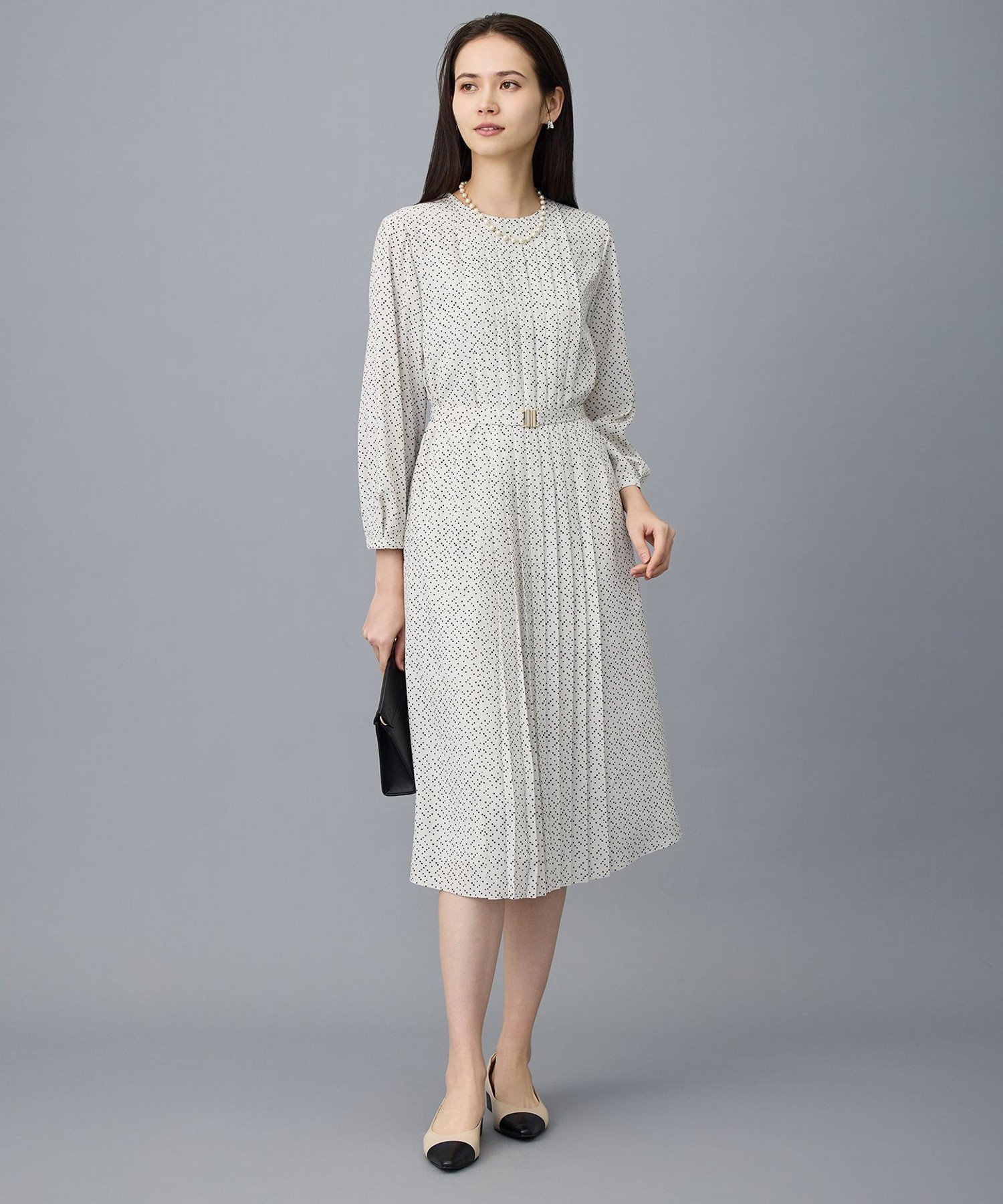 自由区｜【19号サイズまで展開】ライトサテン ワンピース | Rakuten