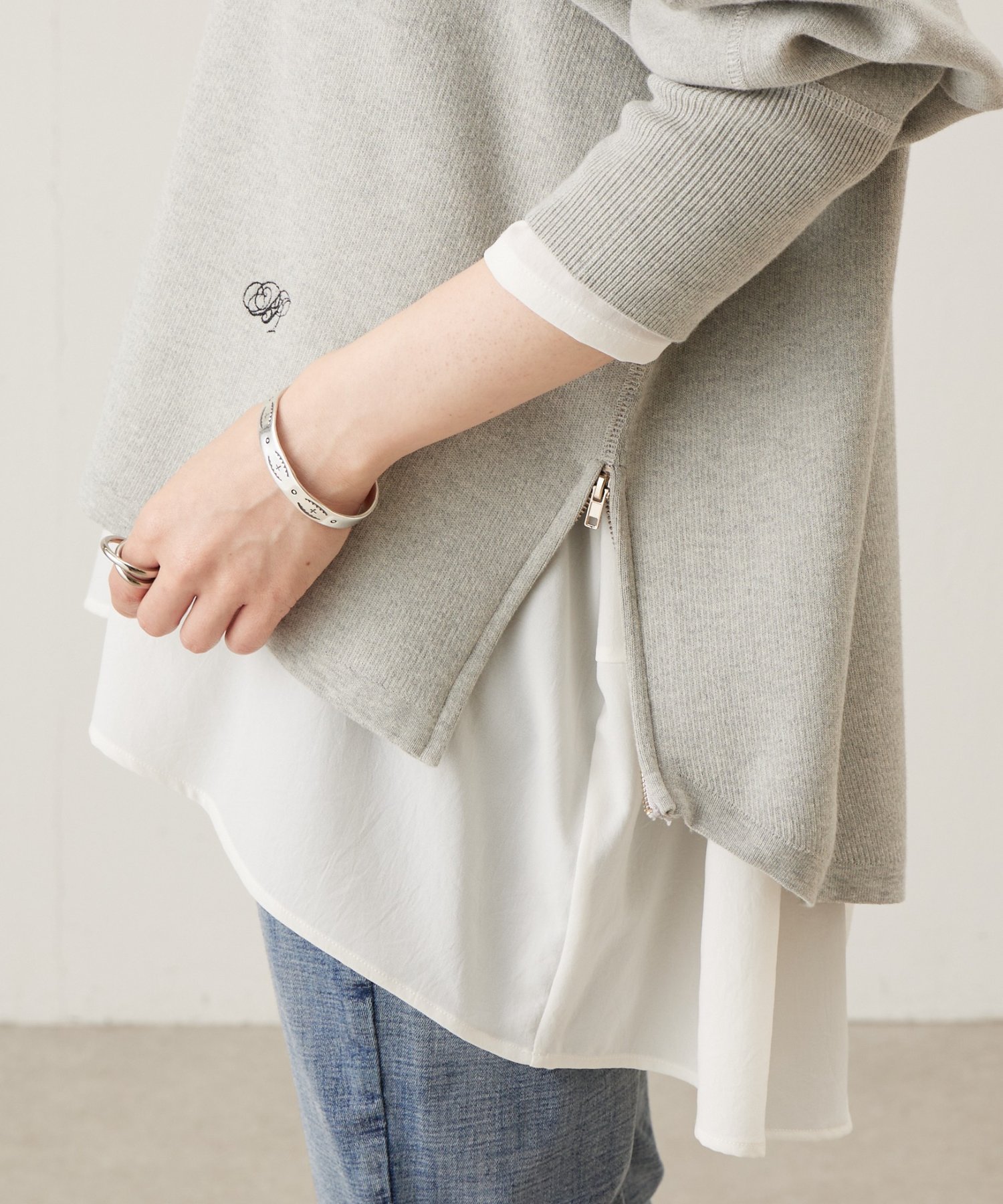 BEARDSLEY｜《LIVETART》後ろドレープ Tブラウス | Rakuten Fashion