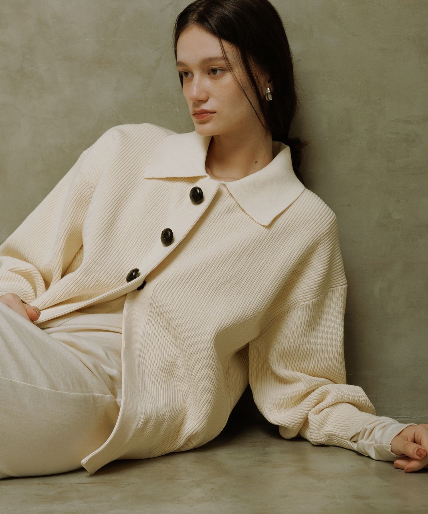 ADAM ET ROPE'｜【サステナブル】ポロニットリラックスカーディガン