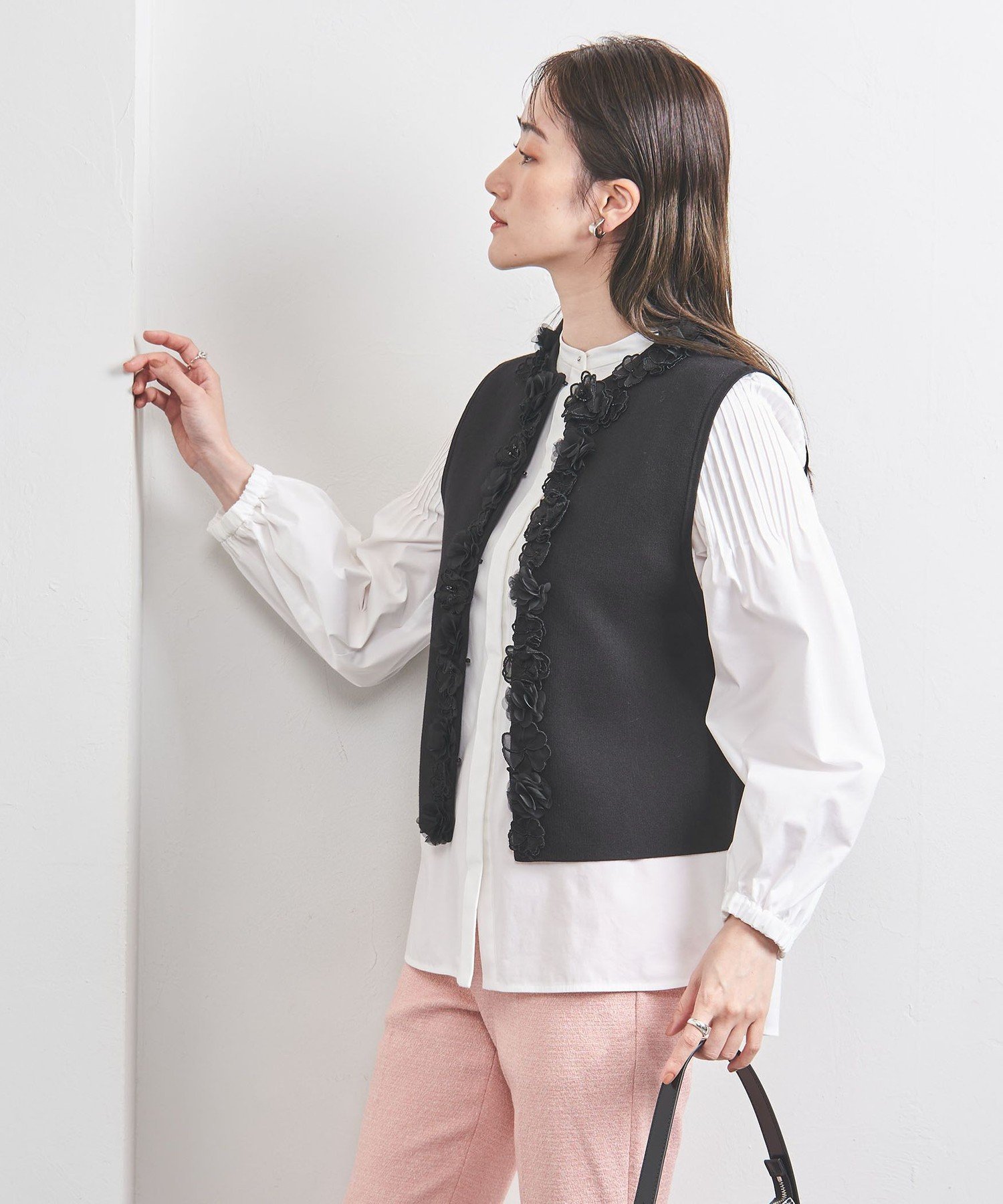 UNITED ARROWS LTD. OUTLET｜3D フラワーモチーフ ニットベスト