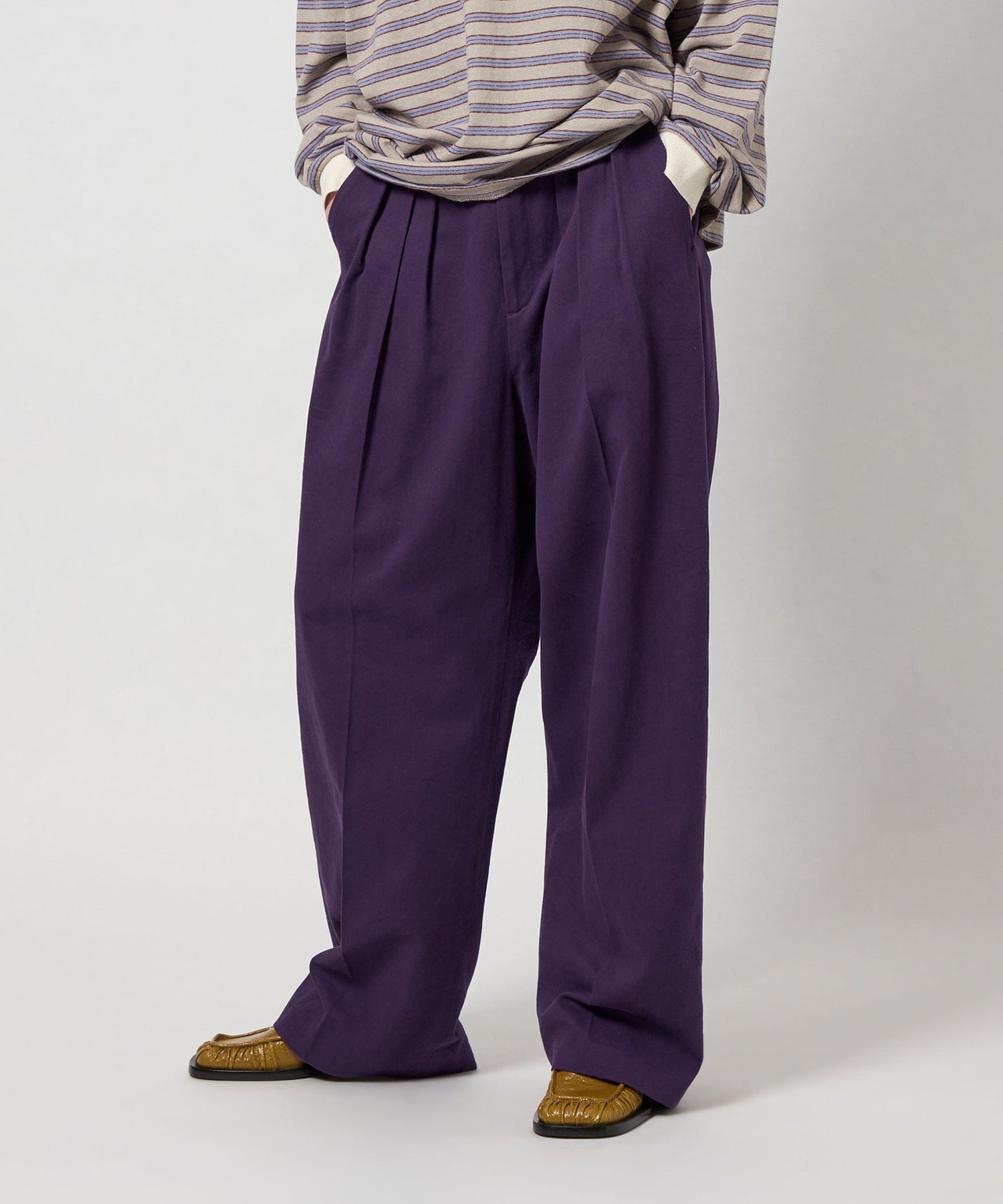 ＜6(ROKU)＞タック パンツ パープル34 BEAUTY&YOUTH UNITED ARROWS｜<6(ROKU)>コットンレーヨン タックパンツ