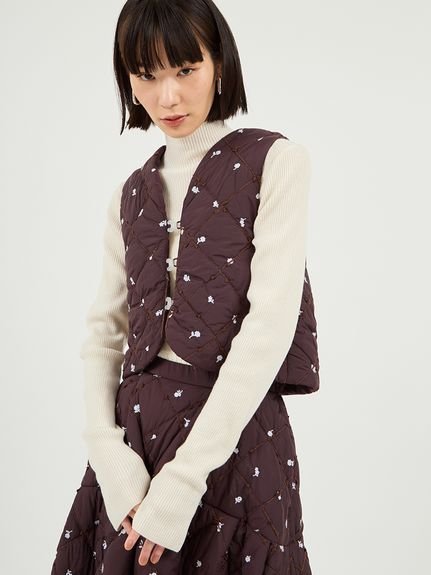 emmi｜フラワーエンブロイダリーキルティングベスト | Rakuten Fashion