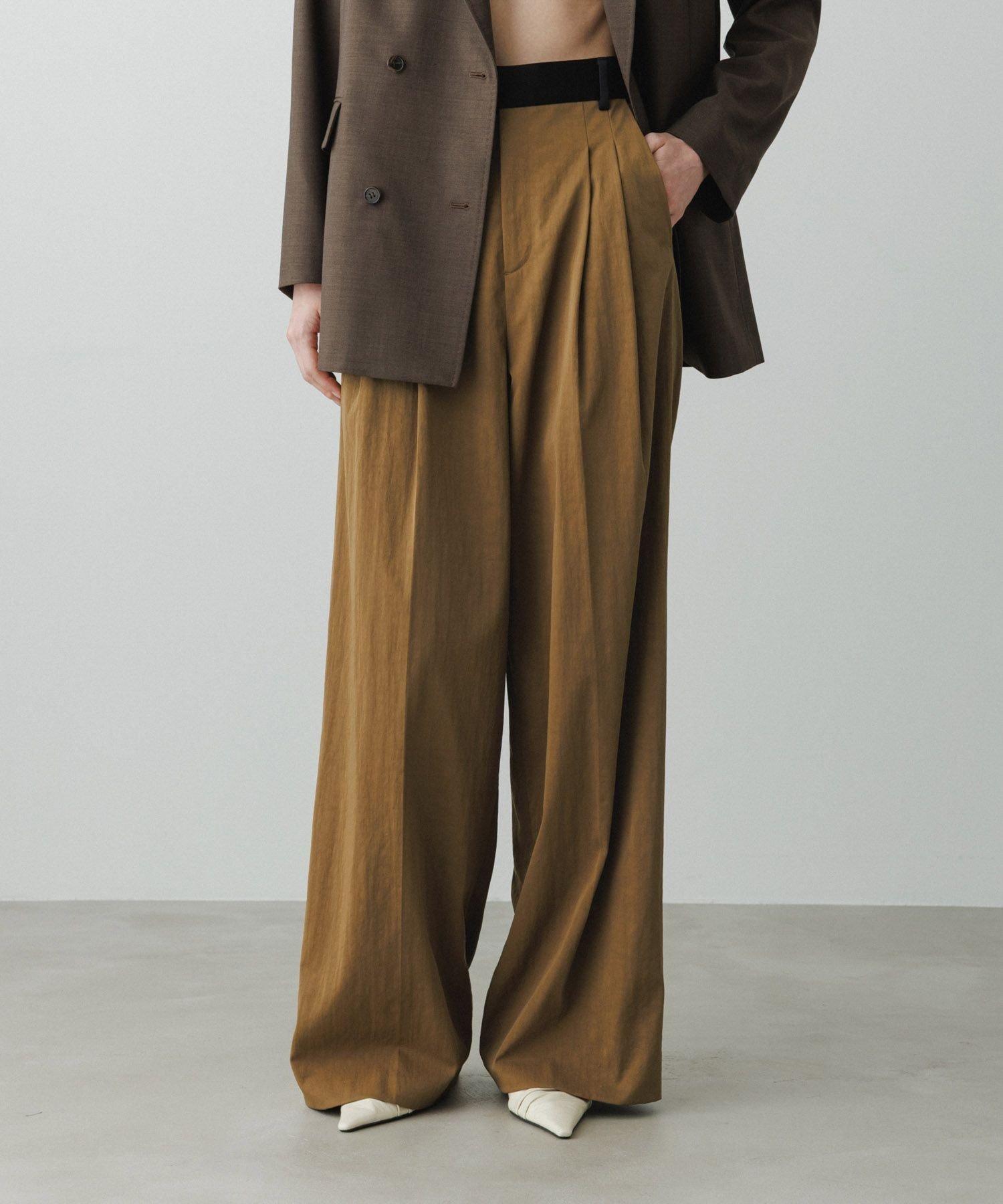 ADAM ET ROPE'｜【EMOELLE】バイカラーベルトドレスパンツ | Rakuten