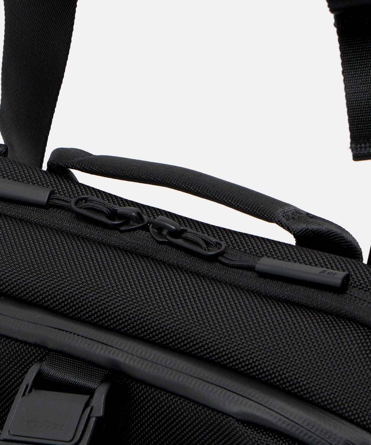 AER beauty & youth 別注 COMMUTER SLING バッグ 別注】 ＜Aer＞ COMMUTER SLING/バッグ｜ビューティー＆ユース