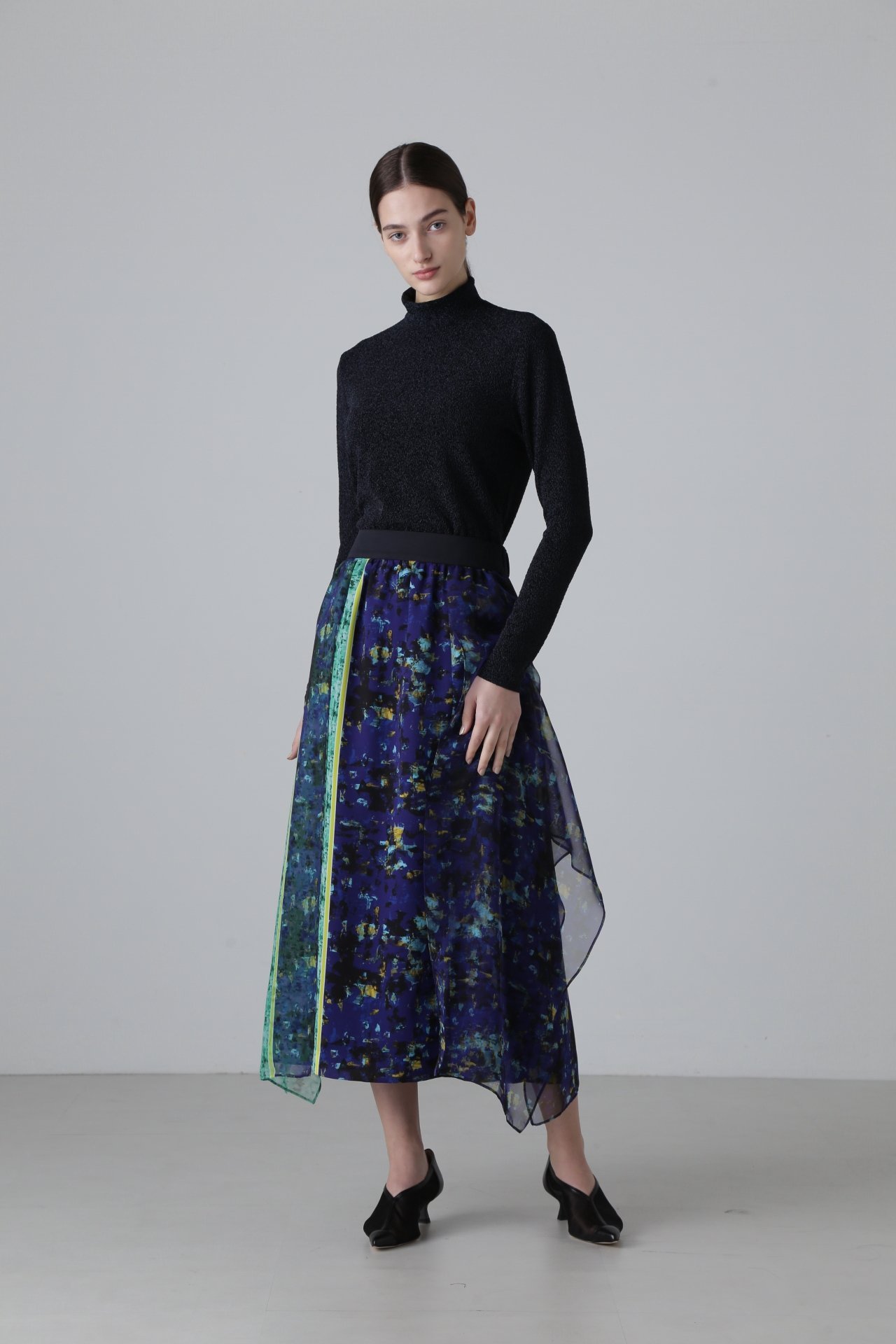 ADORE｜◇シャイニーニットジャガードハイネックカットソー | Rakuten