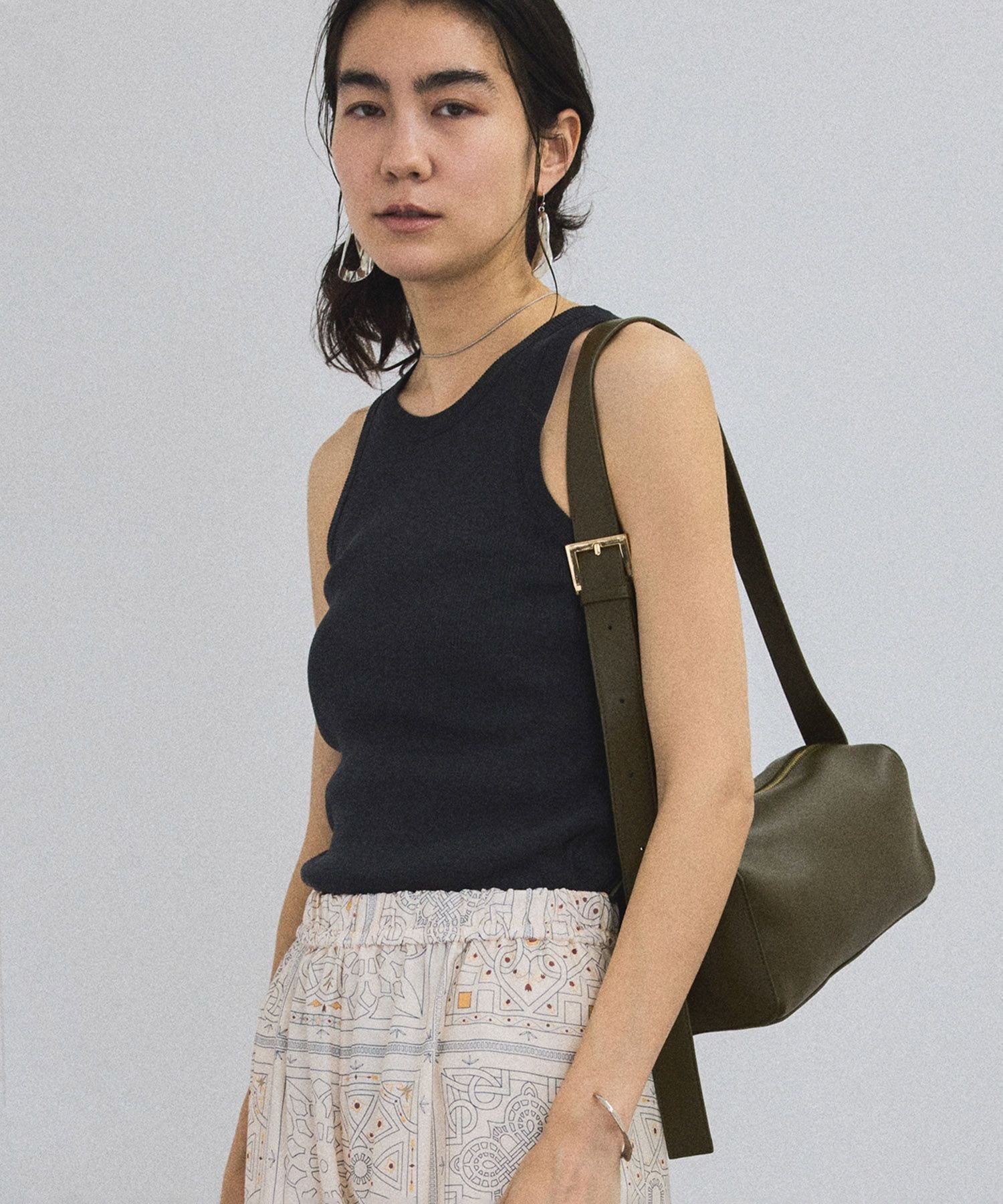 SALON adam et rope'｜レザーボックスショルダーバッグ | Rakuten