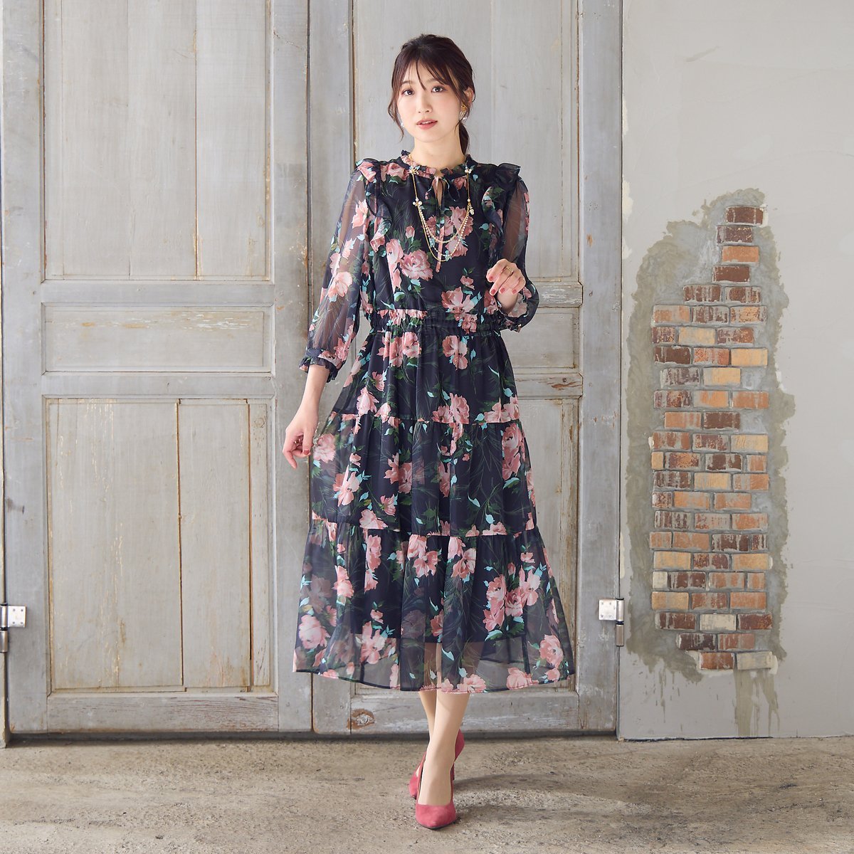 Rose Tiara｜【手洗いOK】ボタニカル風フラワーワンピース | Rakuten