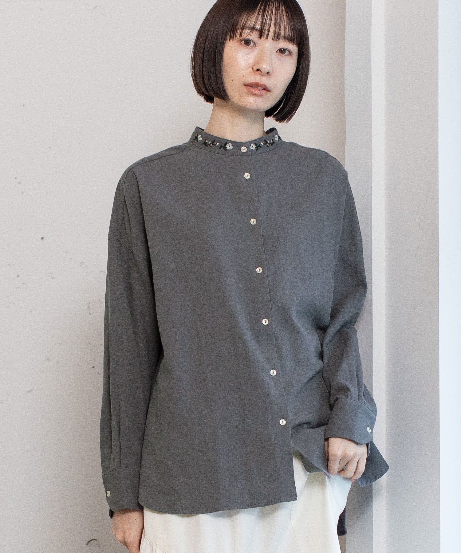 POU DOU DOU｜スタンドボタニカル刺繍シャツ | Rakuten Fashion(楽天