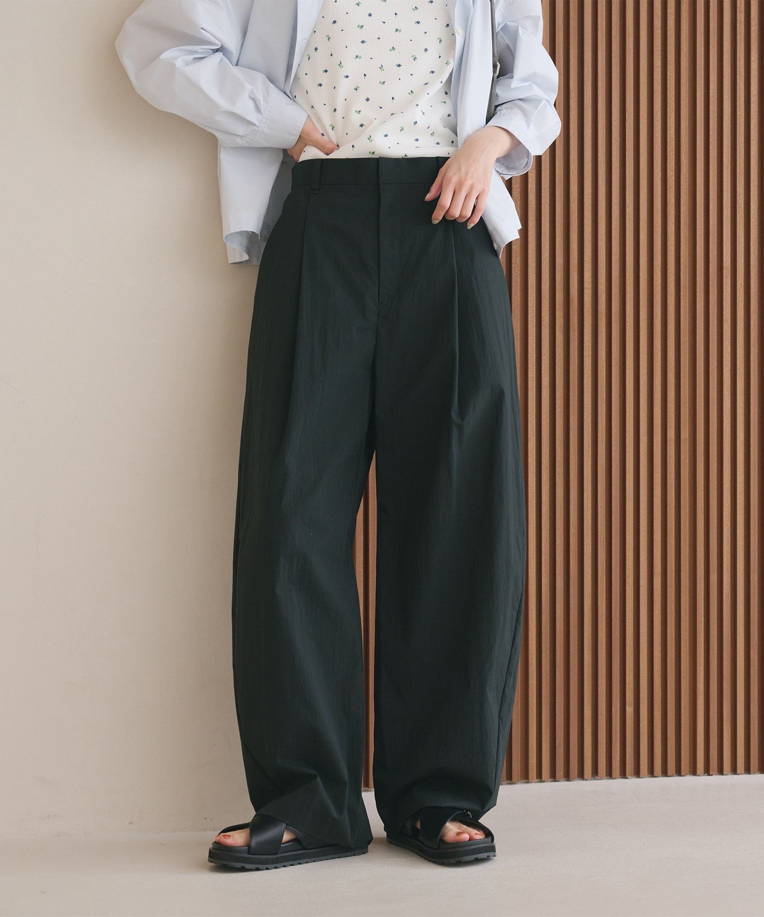 BEAUTY&YOUTH UNITED ARROWS｜タックカーブパンツ ウォッシャブル 接触