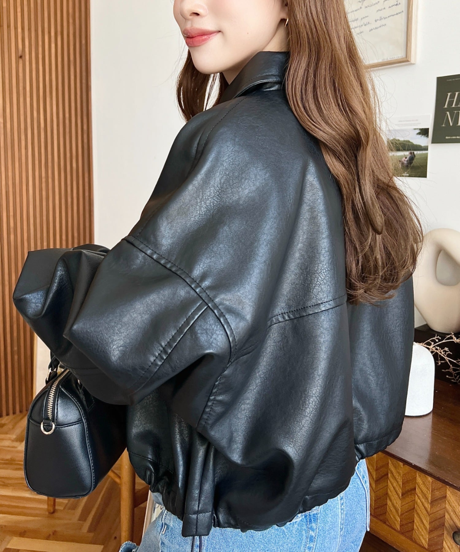 moment+｜2WAYカラーショート丈フェイクレザーブルゾン | Rakuten