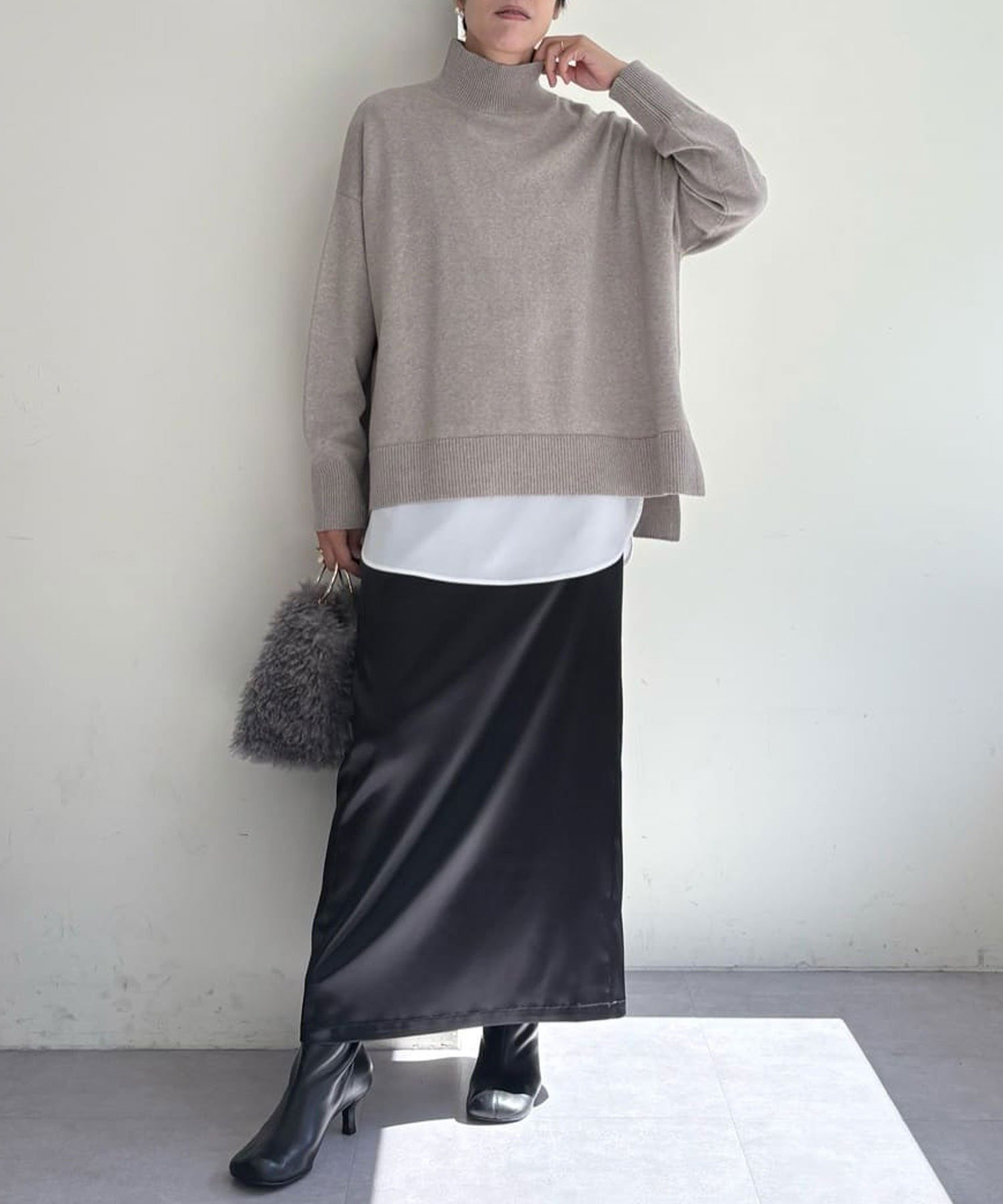 手洗い可】【全骨格対応】オーバータートルニット グレージュ