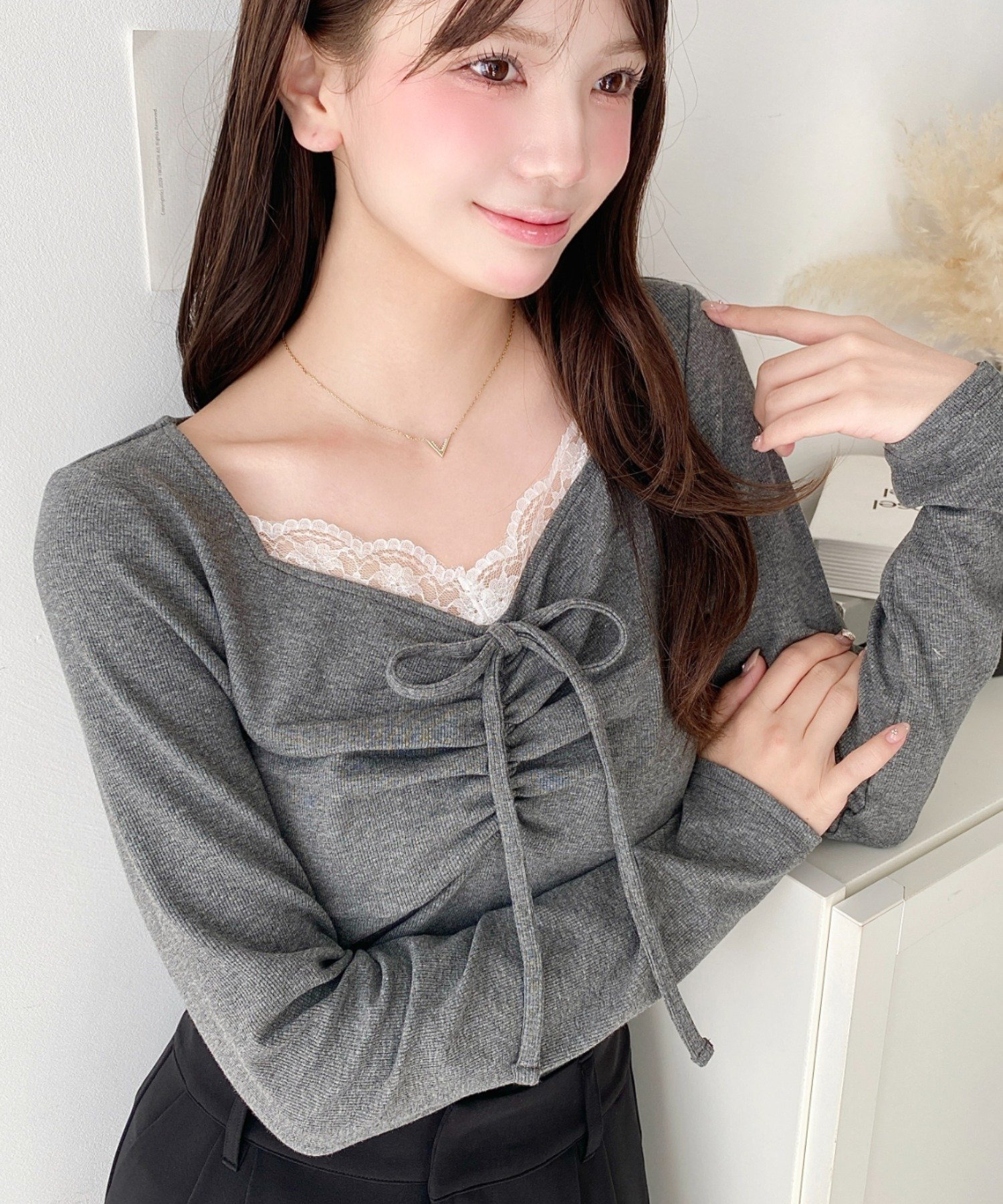 moment+｜無地*ドット*花柄フロントレースギャザーリボン長袖トップス