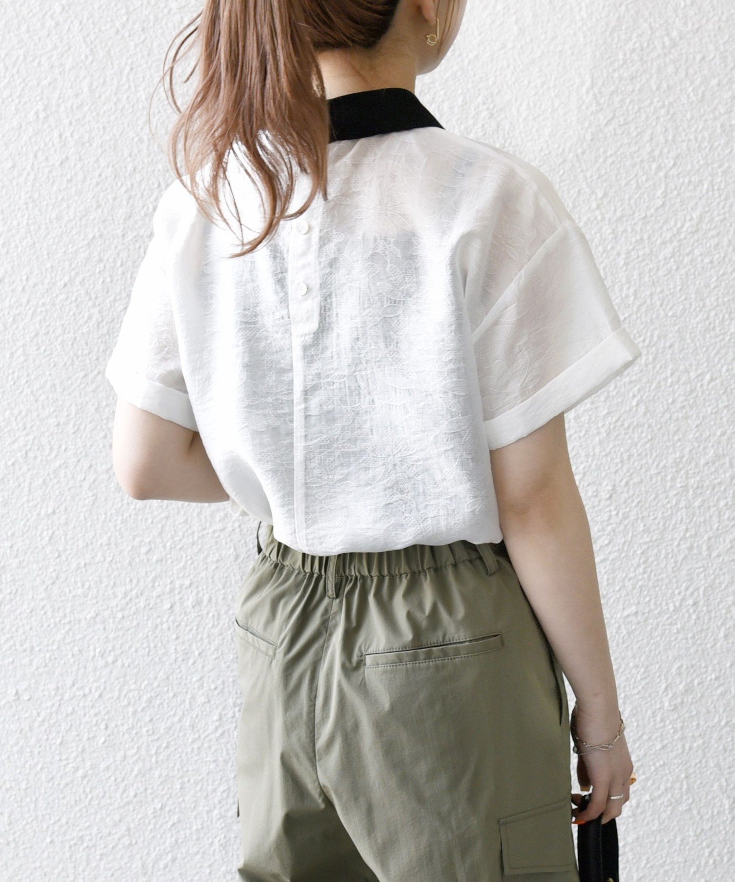 【美品】SHIPS any：フラワージャカードバイカラープルオーバーシャツ SHIPS any:〈洗濯機可能〉フラワー ジャカード バイカラー プル