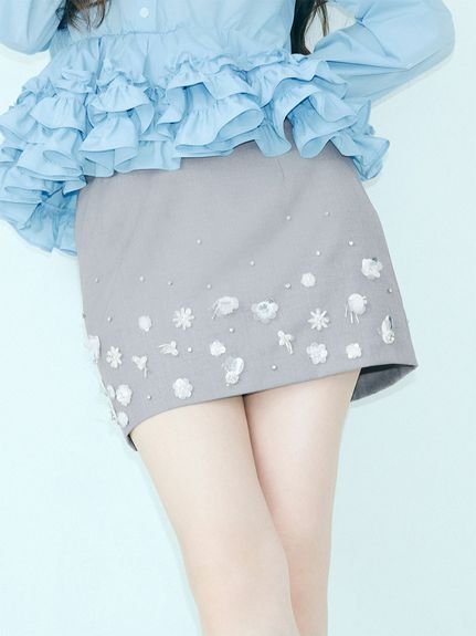 LILY BROWN｜[L.B CANDY STOCK]フラワービジューミニスカート