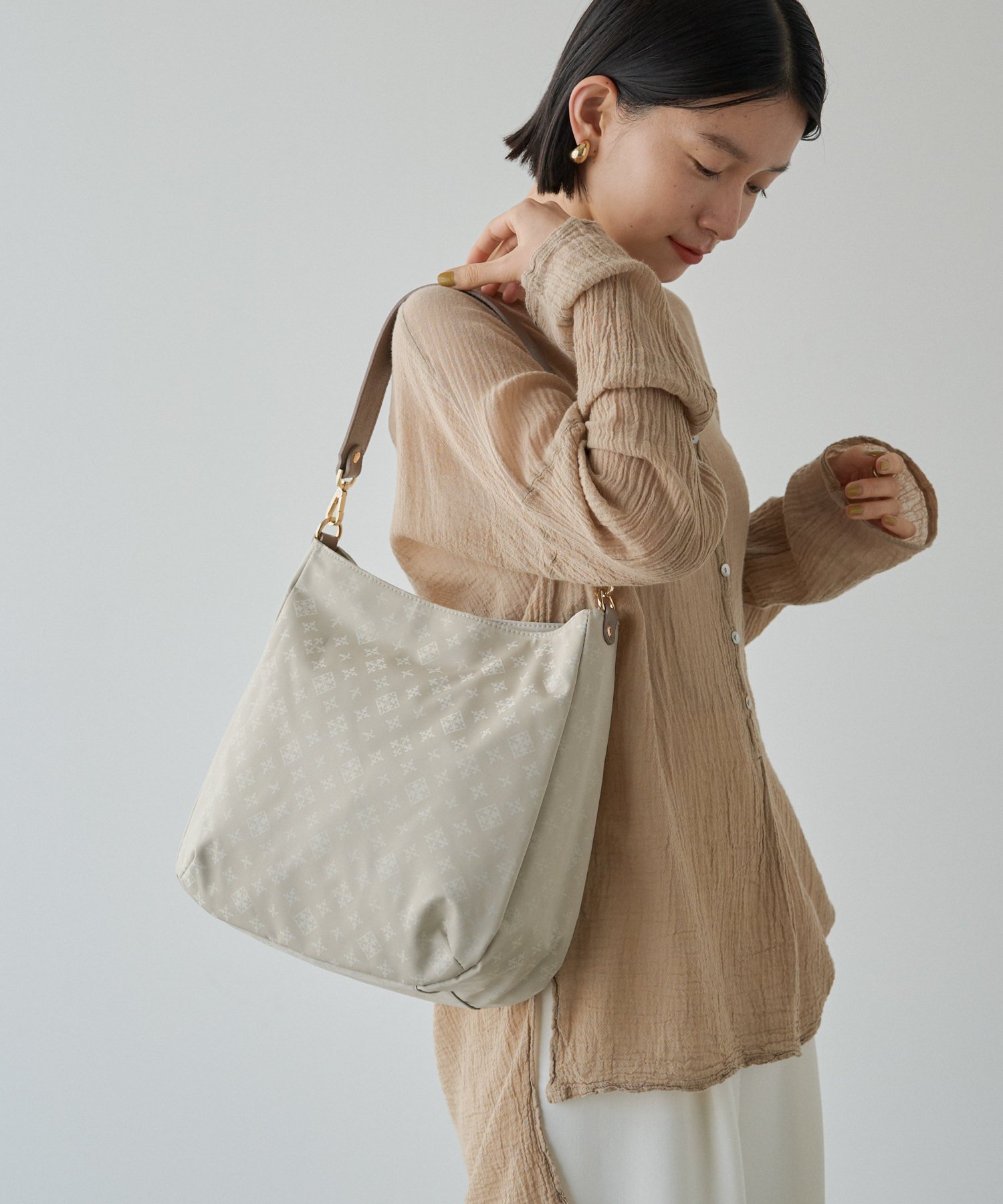 russet｜ナイロンジャガード2WAYショルダーバッグ | Rakuten Fashion