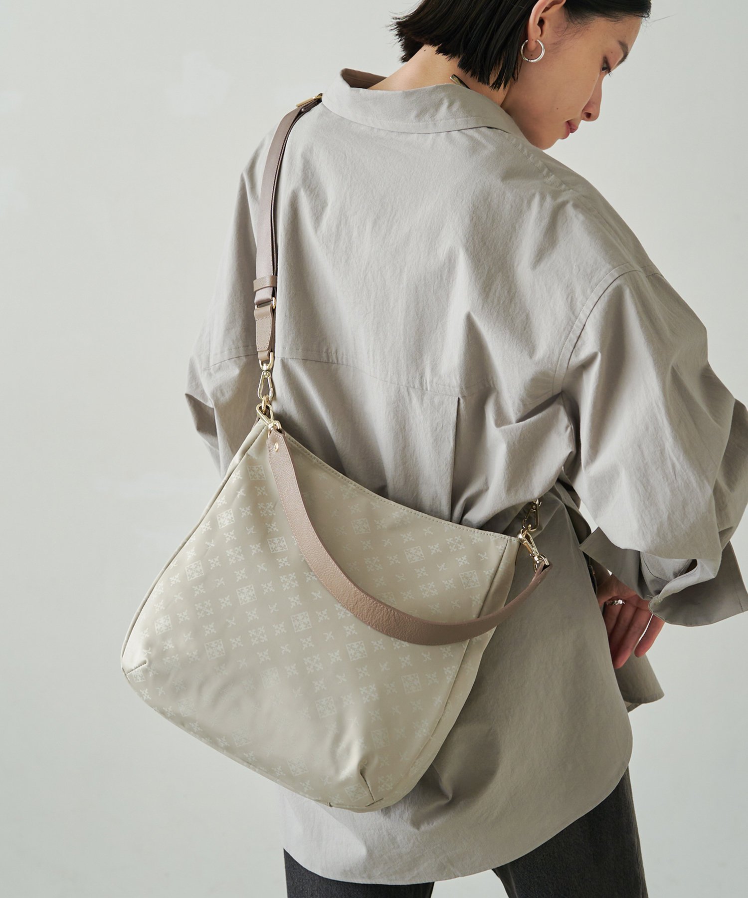 russet｜ナイロンジャガード2WAYショルダーバッグ | Rakuten Fashion