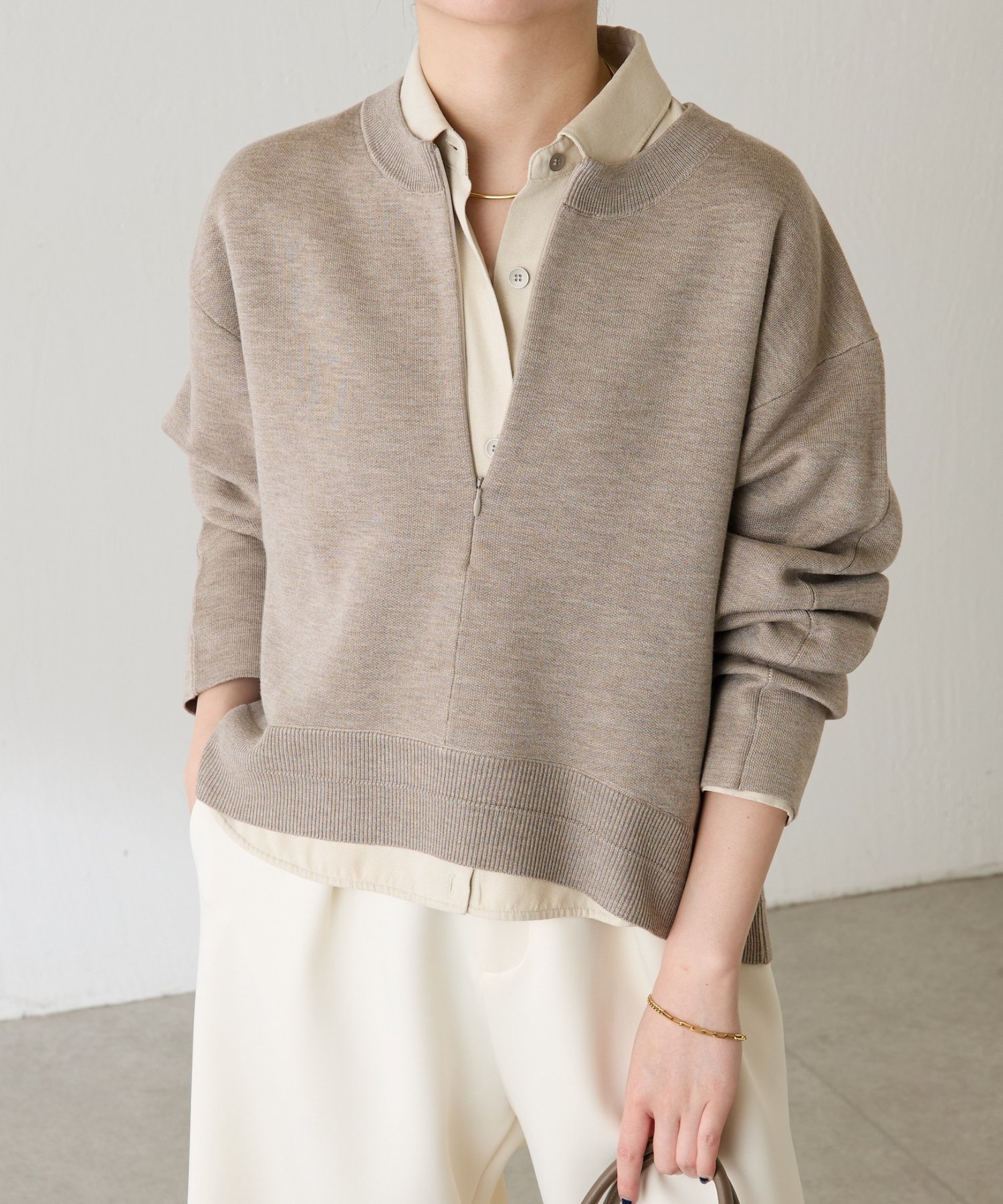 COLLAGE GALLARDAGALANTE｜スウェットライクラウンドヘムニット