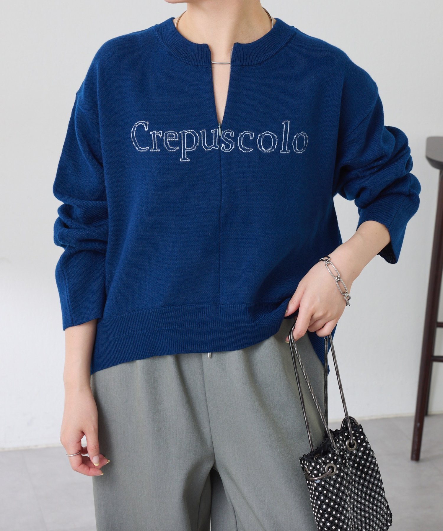 COLLAGE GALLARDAGALANTE｜スウェットライクラウンドヘムニット