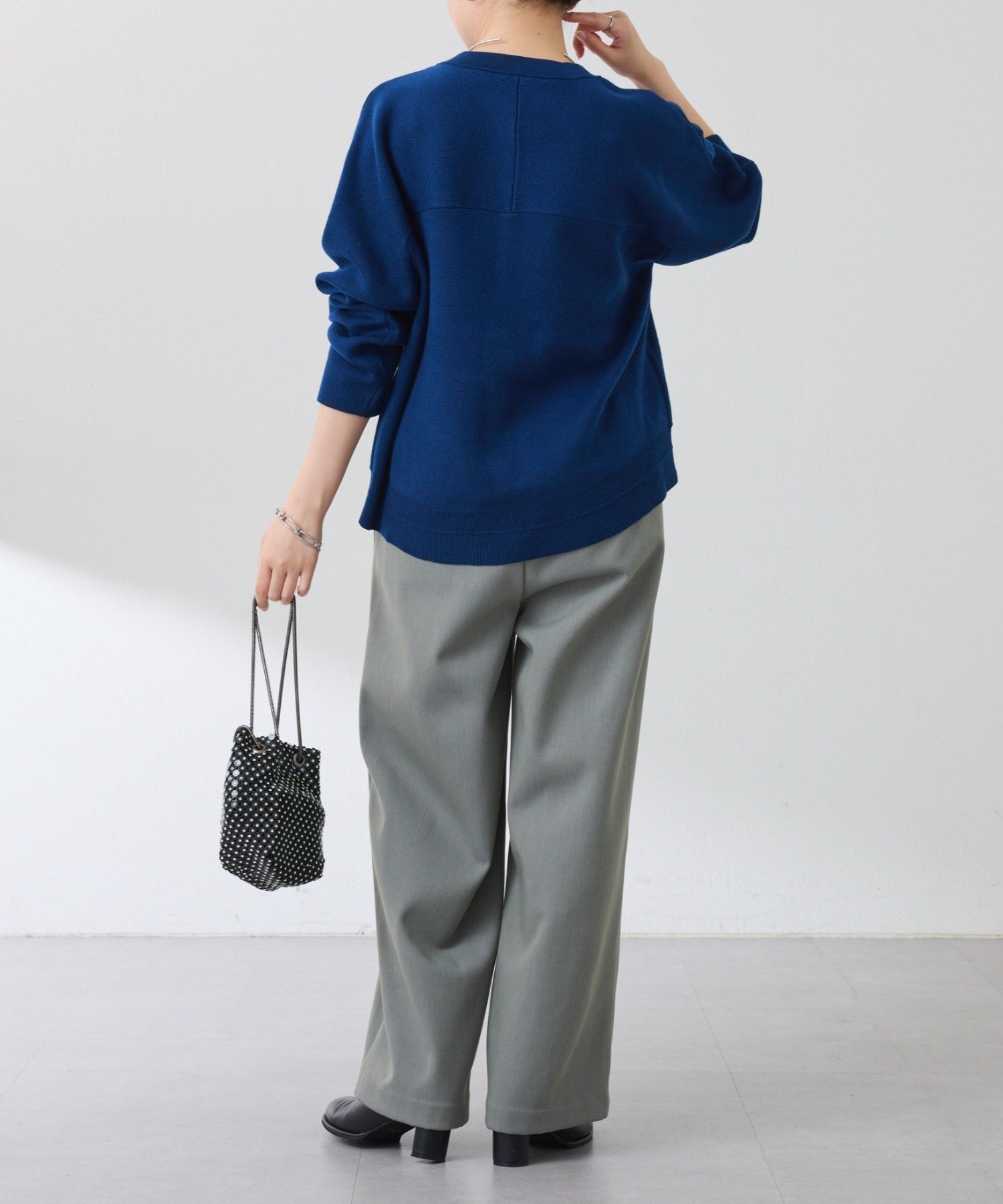 COLLAGE GALLARDAGALANTE｜スウェットライクラウンドヘムニット