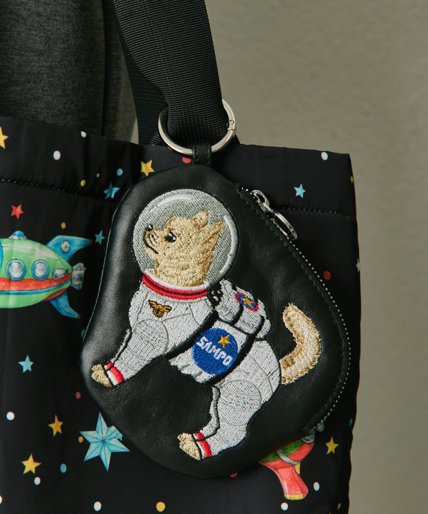 ear PAPILLONNER｜《本革》sampo×earコラボ スペーストイレザーケース