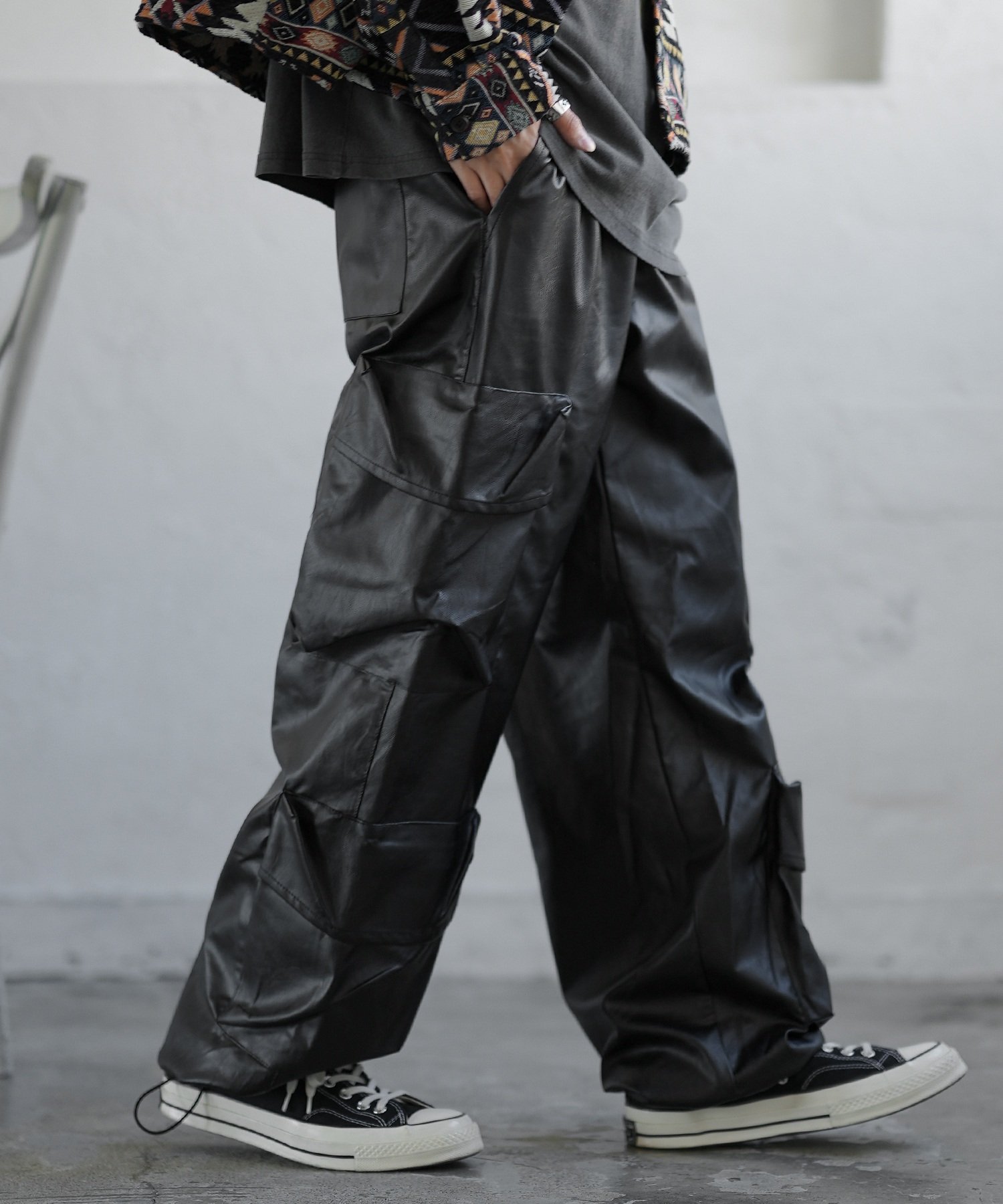 improves｜シンセティックレザー カーゴパンツ | Rakuten Fashion(楽天