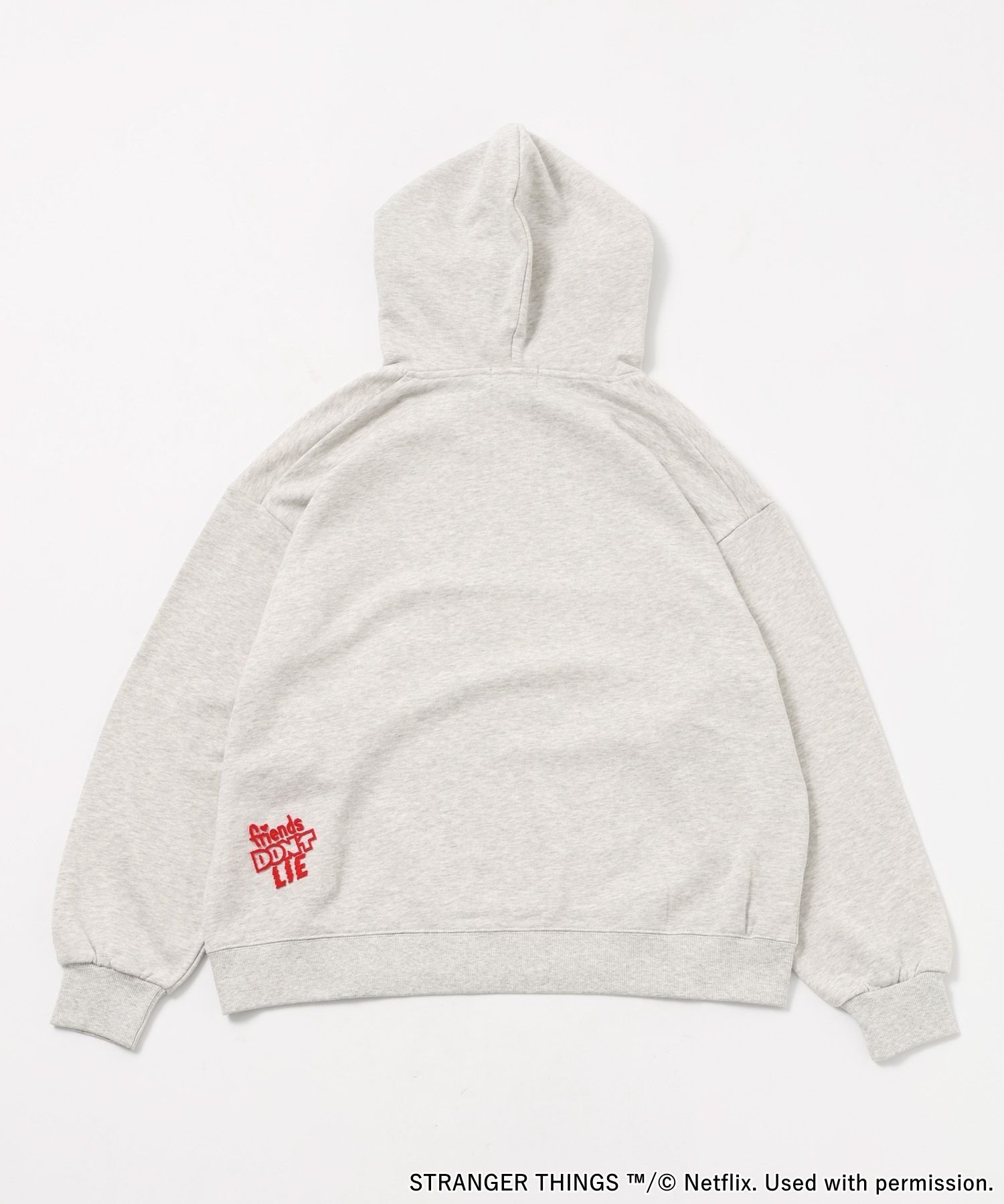 niko and ｜【STRANGER THINGS】コラボ 缶バッチ付きパーカー