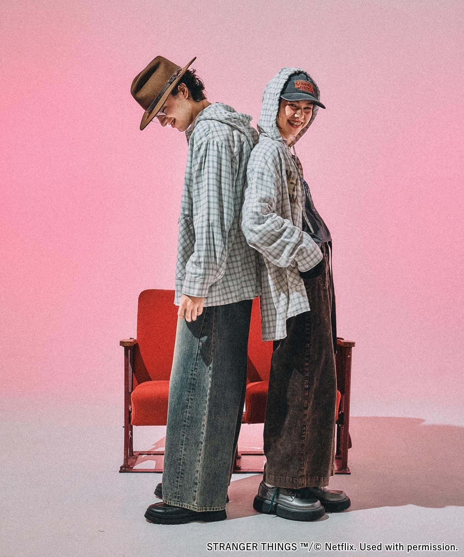 niko and ｜【STRANGER THINGS】コラボ チェックフードシャツ