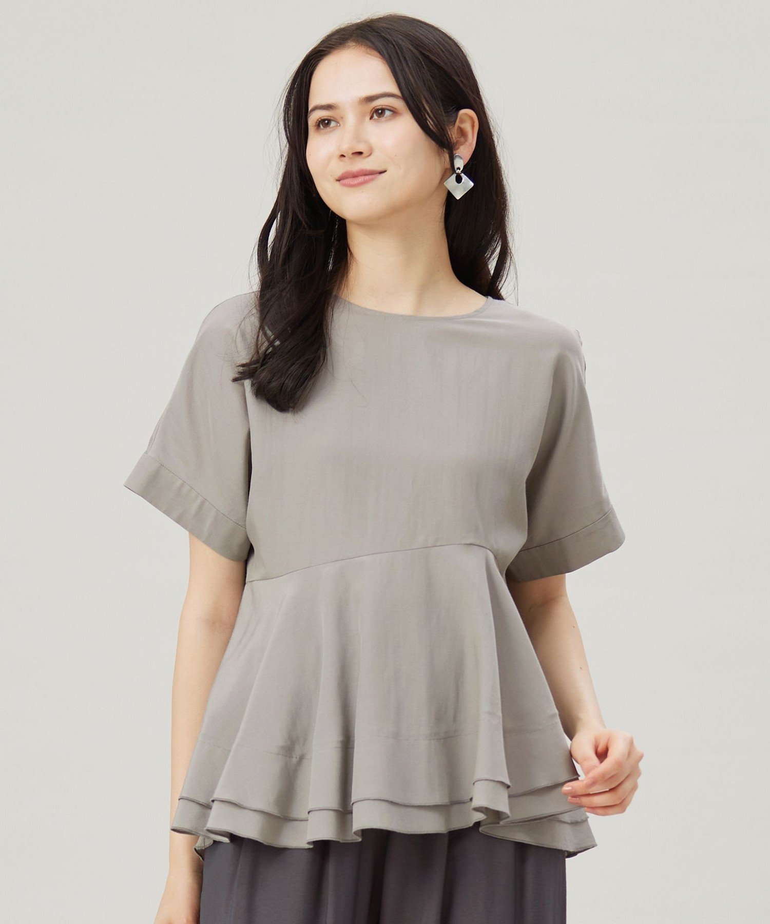 自由区｜【洗える】ソフトリネンペプラム ブラウス | Rakuten Fashion