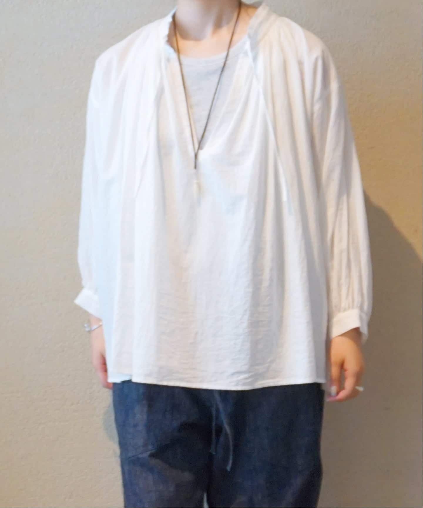 journal standard luxe｜ローンギャザーブラウス | Rakuten Fashion